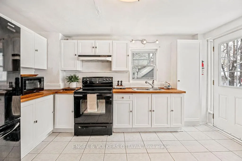 Photo 14 of 477 Booth Street, Ottawa, West Centre Town — HOMEH