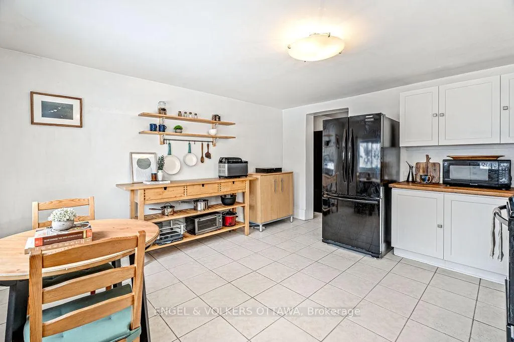Photo 17 of 477 Booth Street, Ottawa, West Centre Town — HOMEH