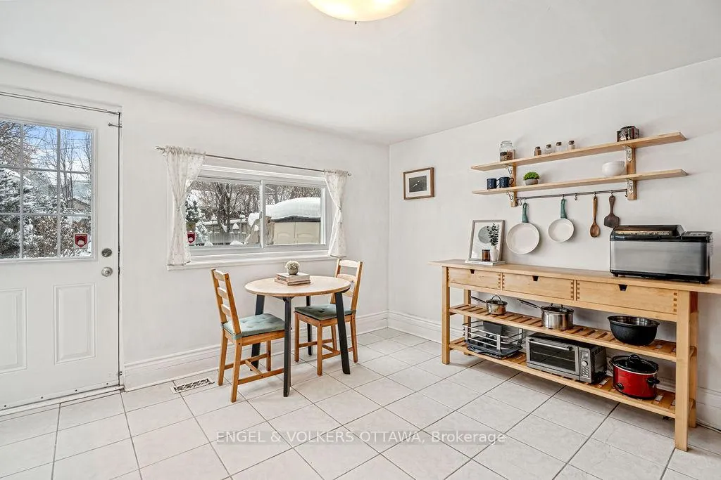 Photo 19 of 477 Booth Street, Ottawa, West Centre Town — HOMEH