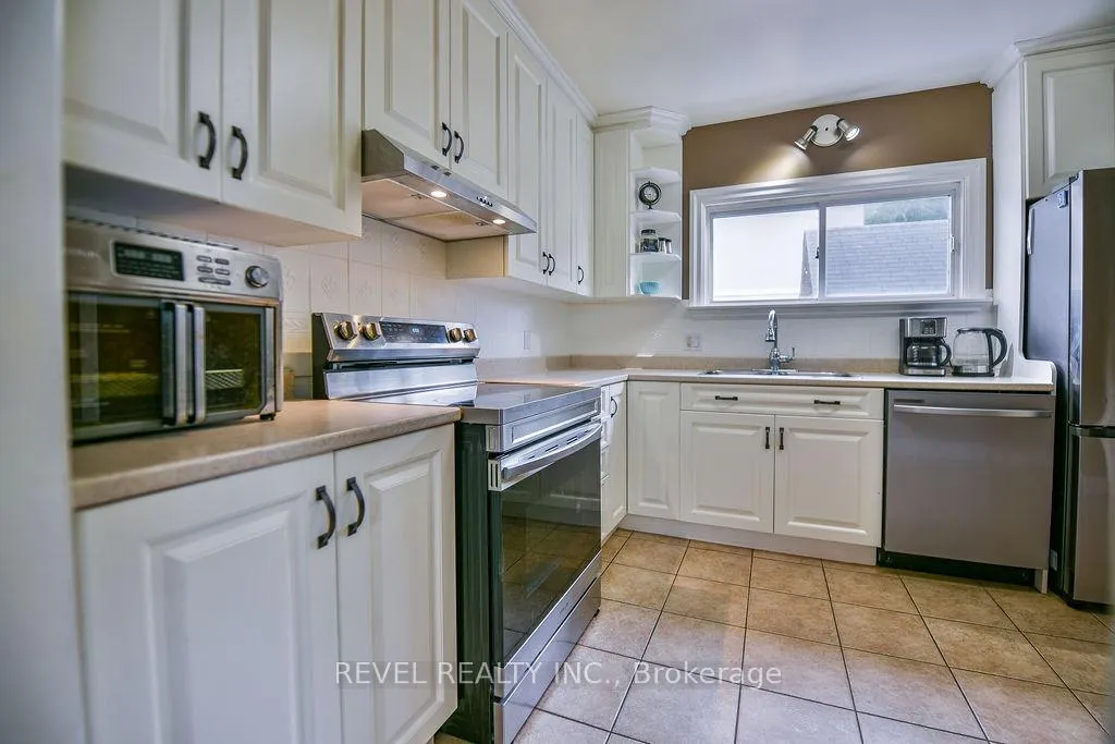 Photo 11 of 181 Hemlock Street, Timmins, TNE - Hill District — HOMEH