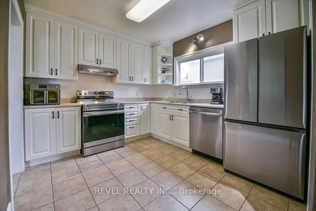 Photo 12 of 181 Hemlock Street, Timmins, TNE - Hill District — HOMEH