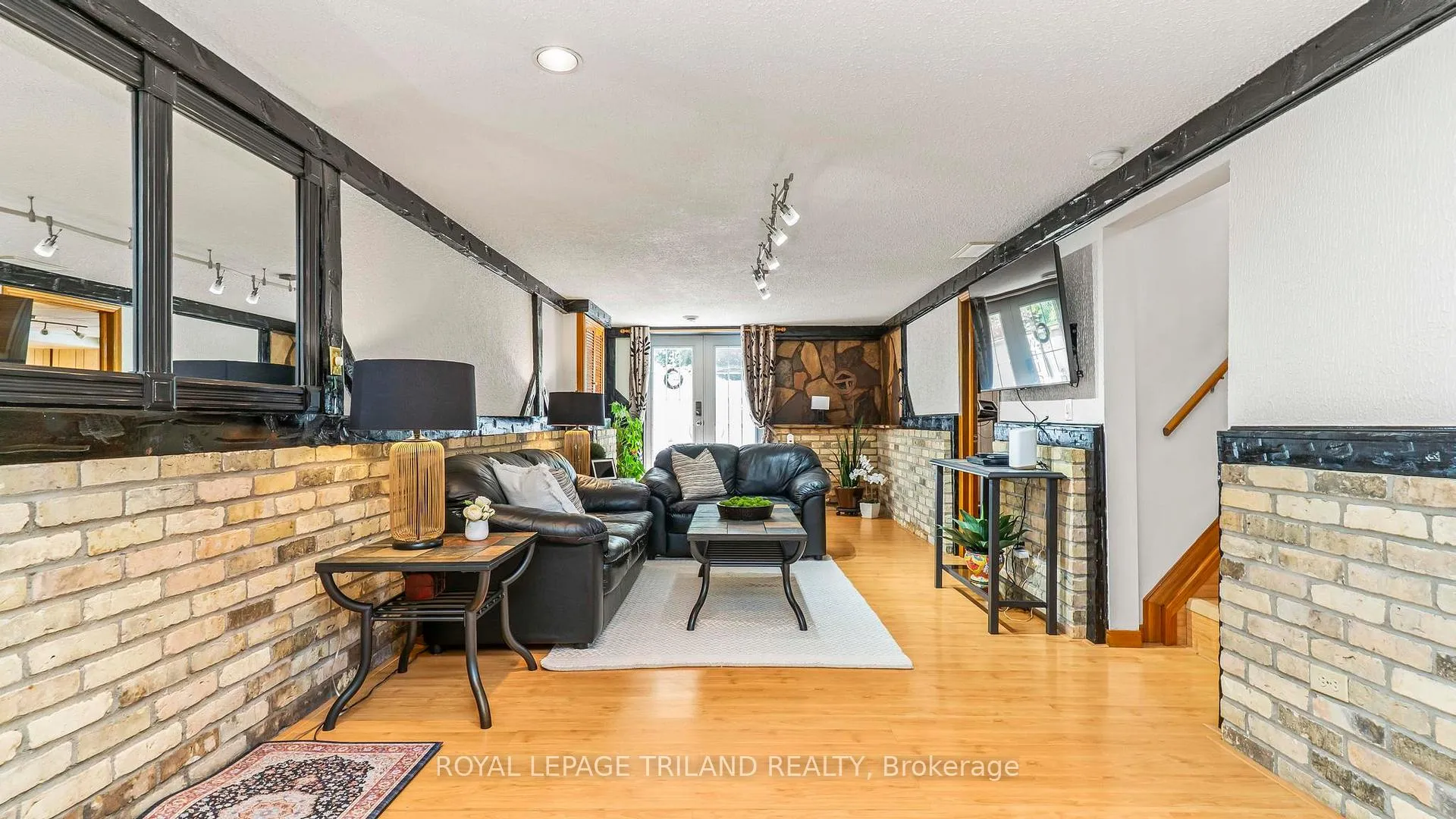 Photo 28 of 1695 Culver Drive, London, East H — HOMEH