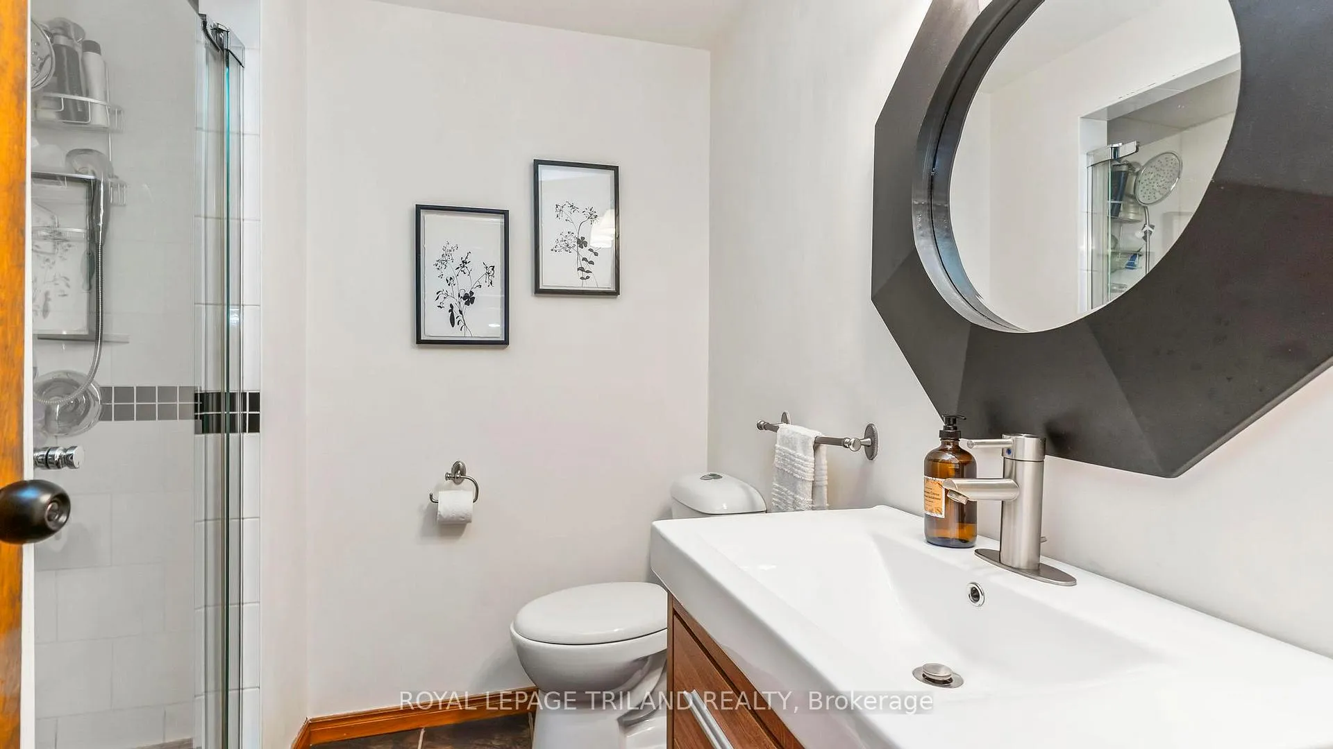 Photo 31 of 1695 Culver Drive, London, East H — HOMEH