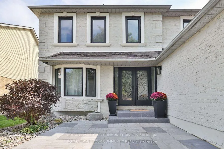 Front of 7 Underhill Crescent