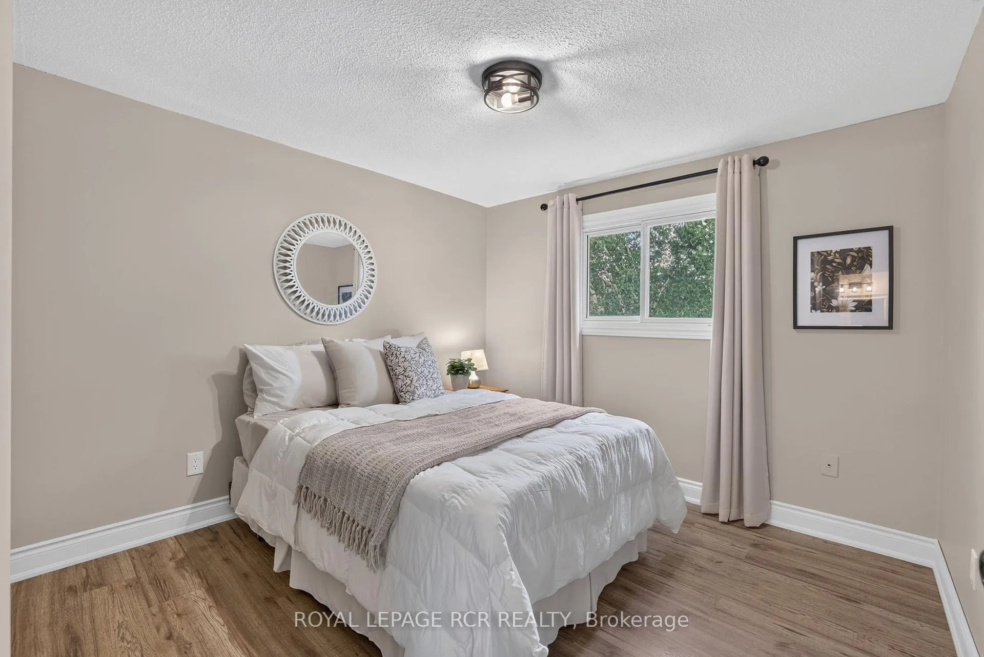 Photo 23 of 12 Macassa Court, Brampton, Heart Lake West — HOMEH