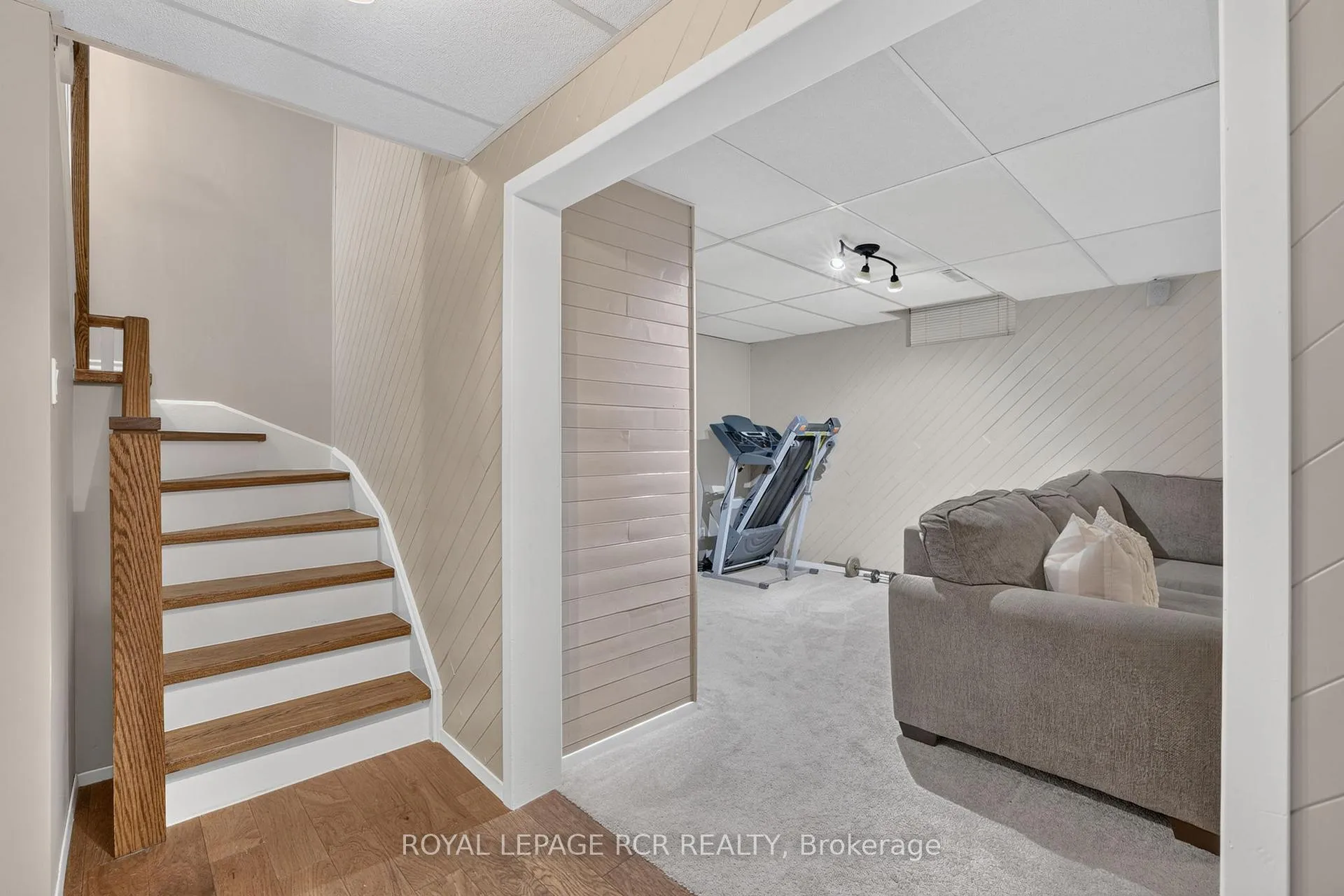 Photo 26 of 12 Macassa Court, Brampton, Heart Lake West — HOMEH