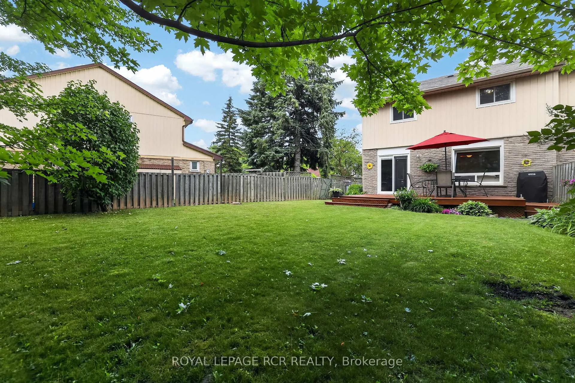 Photo 33 of 12 Macassa Court, Brampton, Heart Lake West — HOMEH
