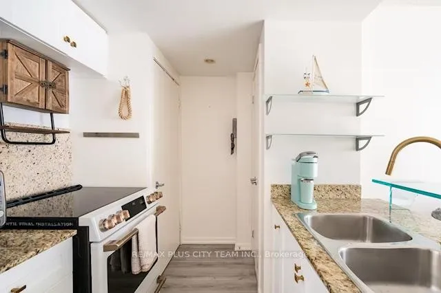 Photo 12 of Unit 1608, 208 Queens Quay W, Toronto, Waterfront Communities — HOMEH