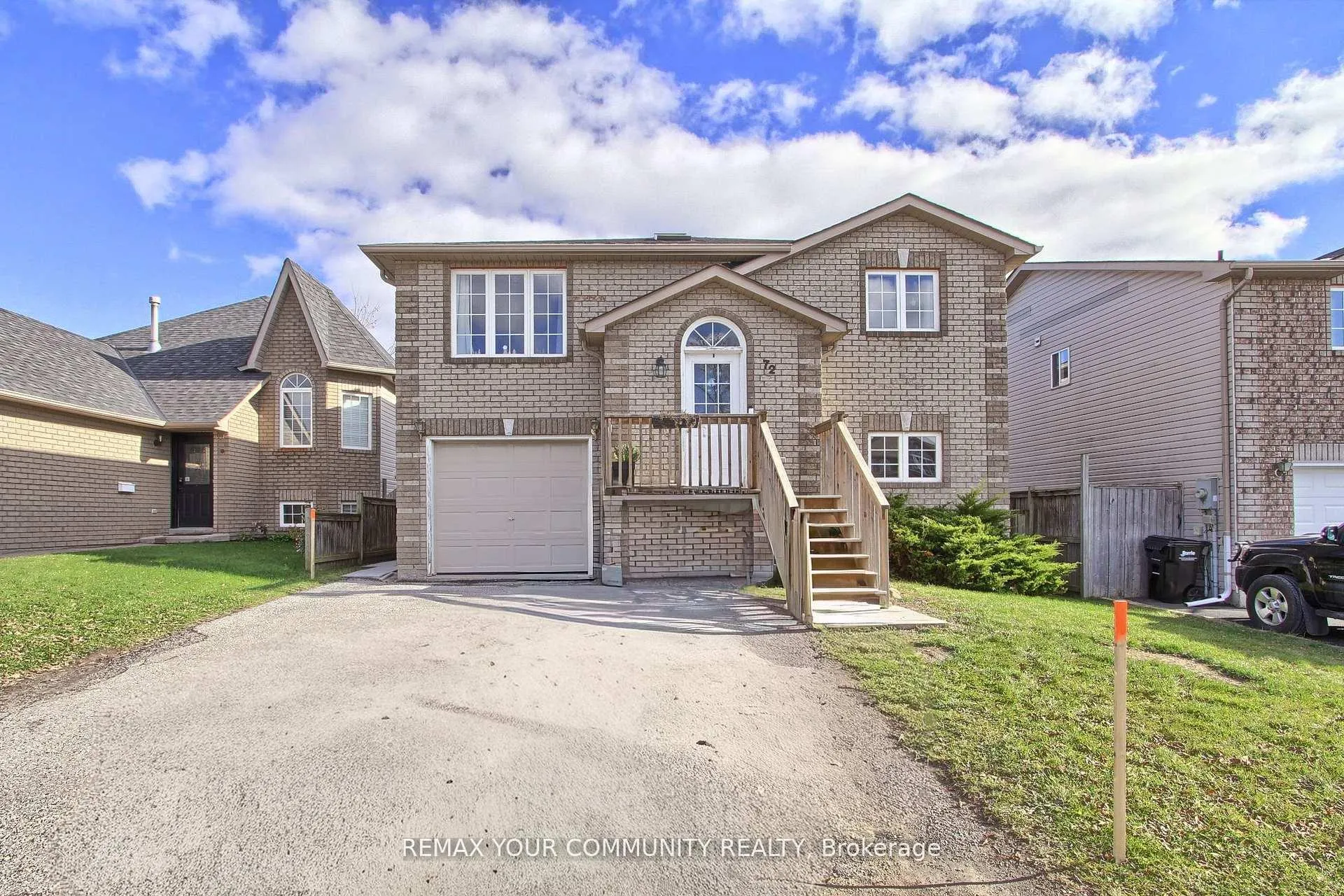 Photo 1 of Unit Main, 72 Ambler Bay, Barrie, Georgian Drive — HOMEH