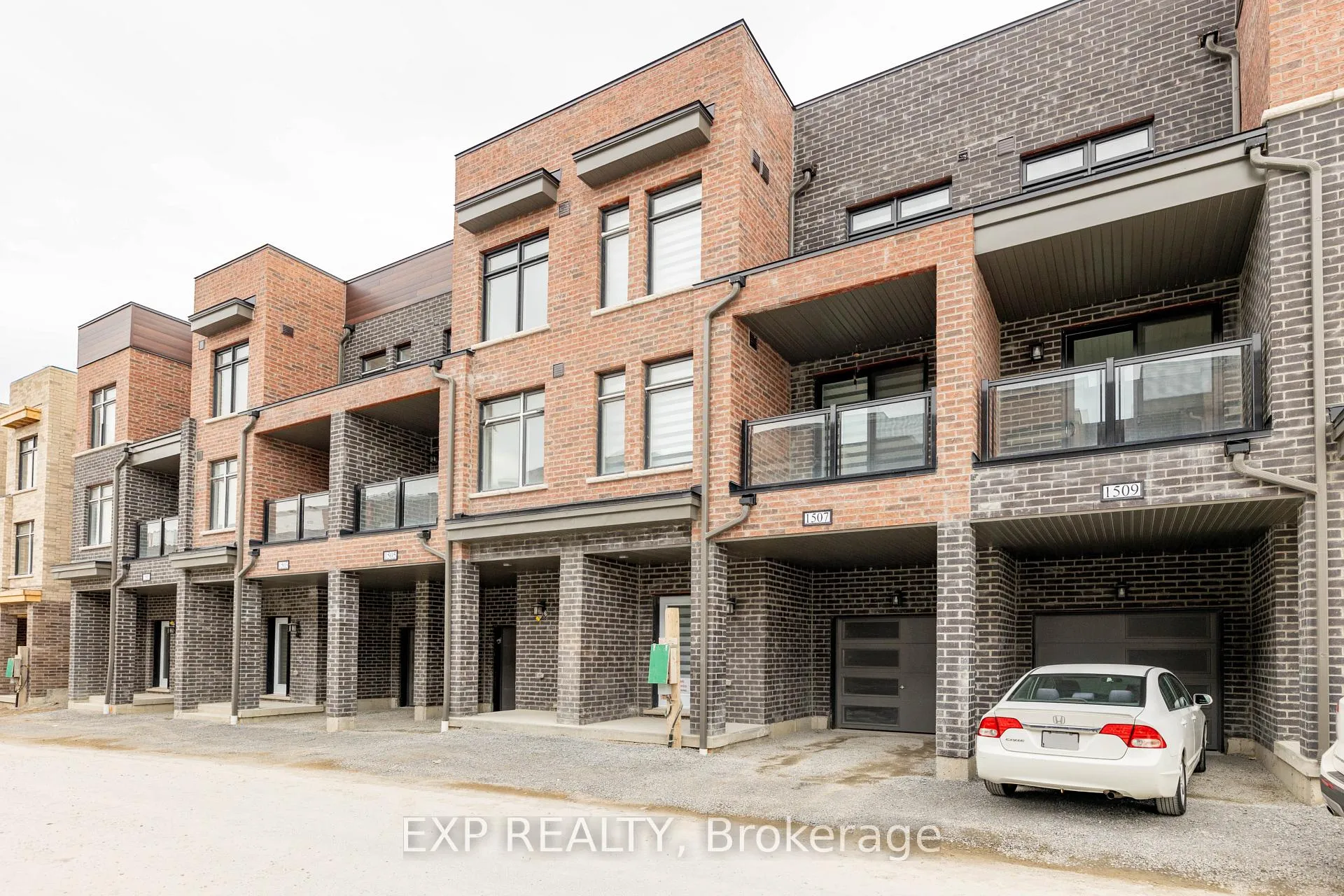 Photo 4 of Unit 1507, 1865 Pickering Parkway, Pickering, Village East — HOMEH