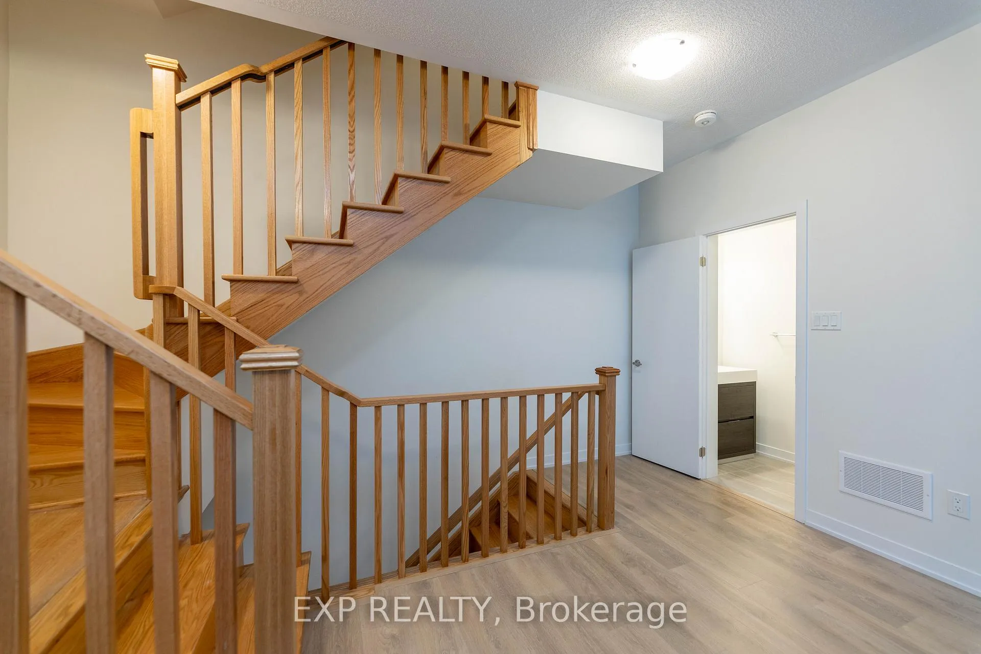 Photo 12 of Unit 1507, 1865 Pickering Parkway, Pickering, Village East — HOMEH
