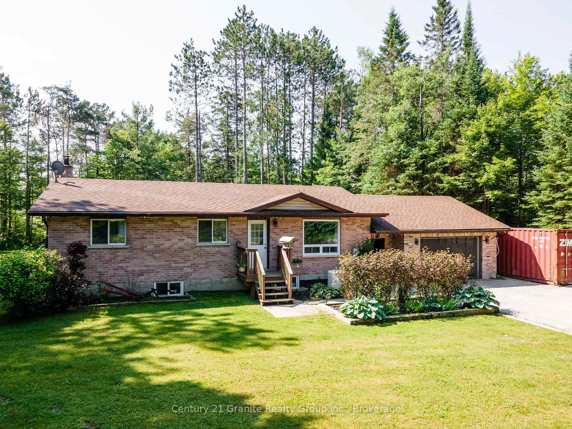 Photo of 1110 Howland Junction Road