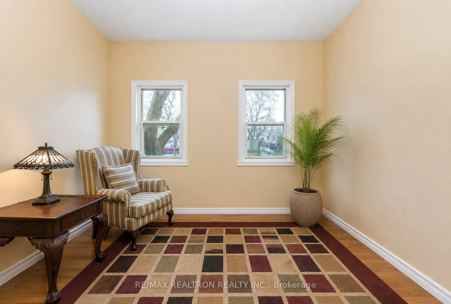 Photo 10 of 86 John Street, Barrie, Sanford — HOMEH