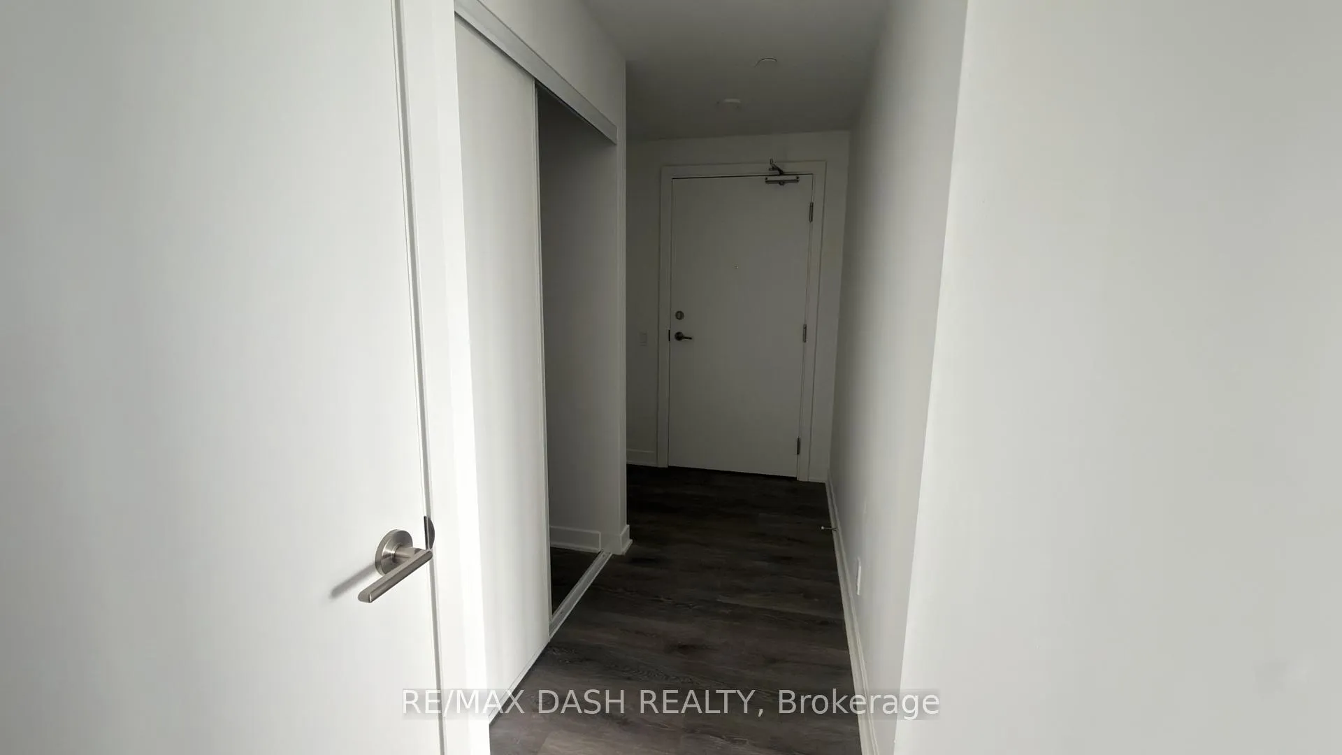 Photo 8 of Unit 707, 10 Flavelle Trail, Vaughan, Steeles West Industrial — HOMEH