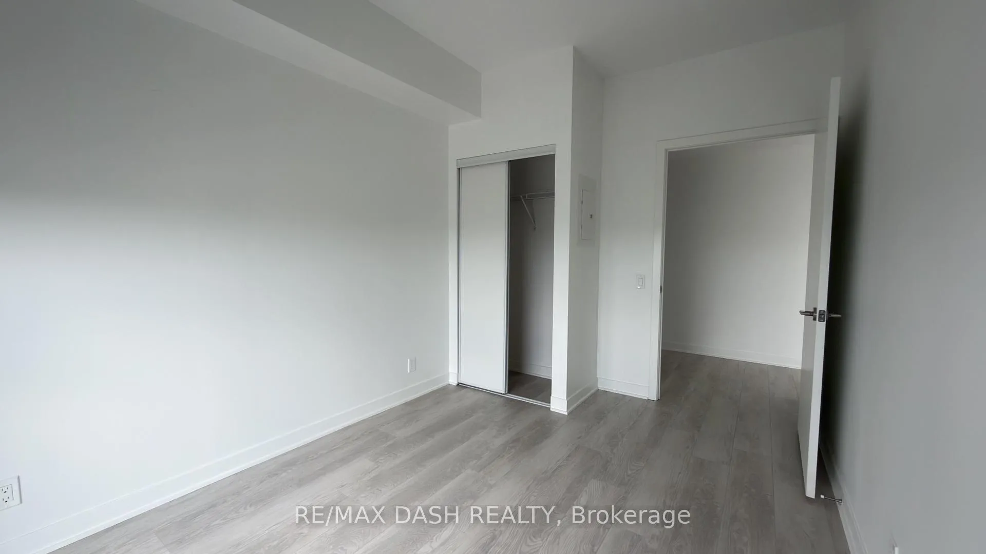 Photo 17 of Unit 707, 10 Flavelle Trail, Vaughan, Steeles West Industrial — HOMEH