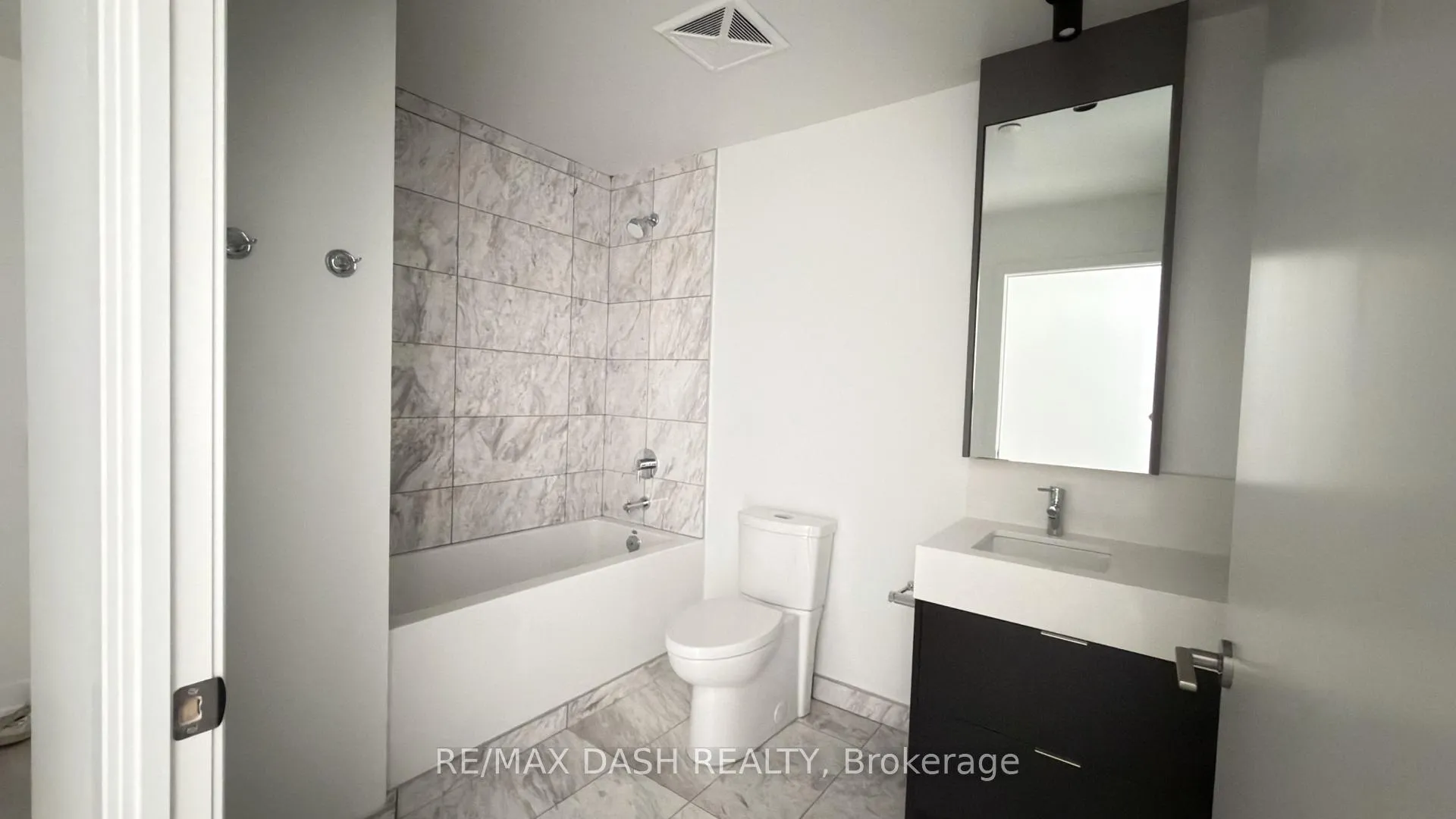 Photo 20 of Unit 707, 10 Flavelle Trail, Vaughan, Steeles West Industrial — HOMEH