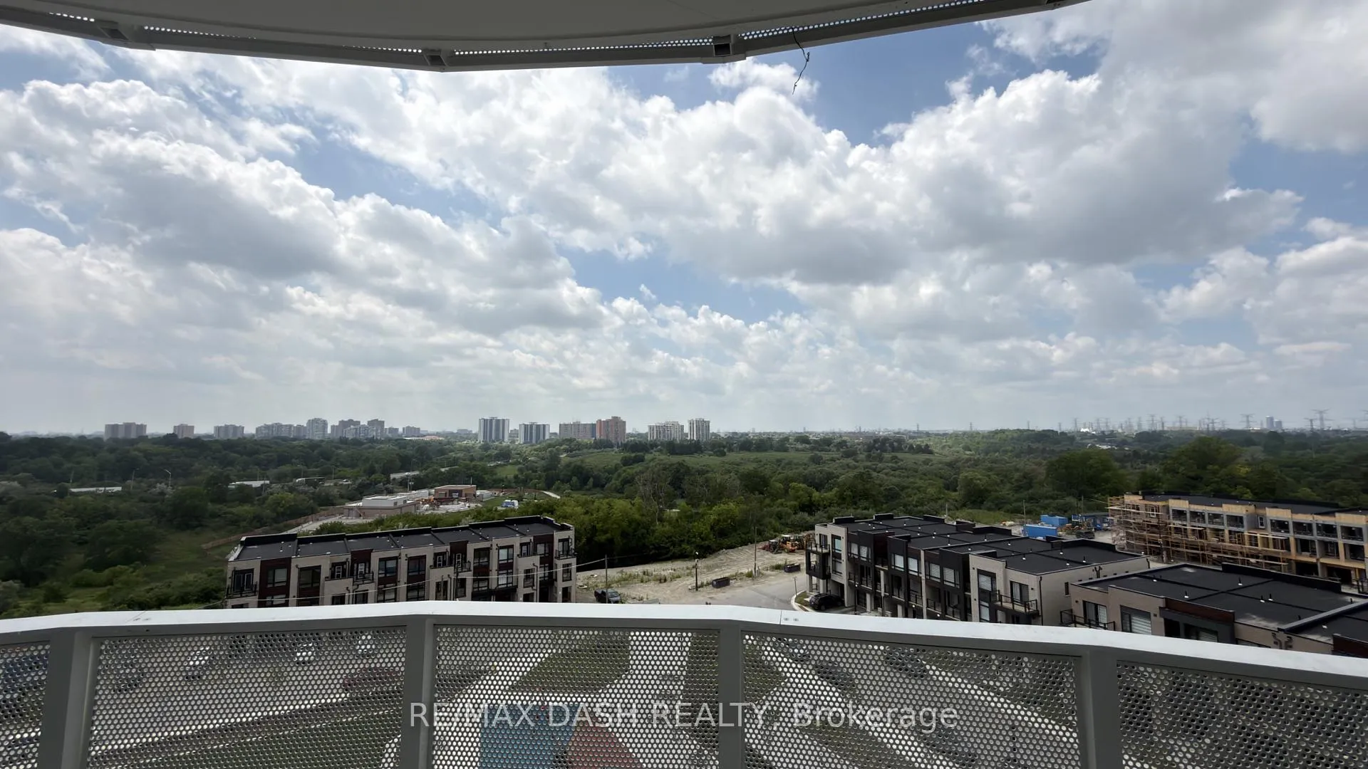 Photo 21 of Unit 707, 10 Flavelle Trail, Vaughan, Steeles West Industrial — HOMEH