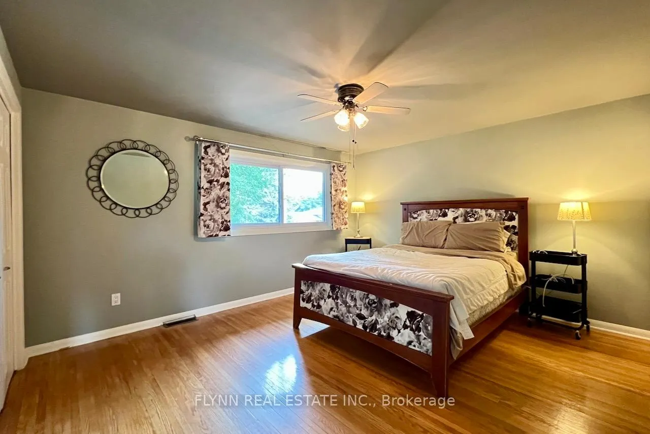 Photo 27 of 3020 Saint George Avenue, Niagara Falls, Stamford — HOMEH
