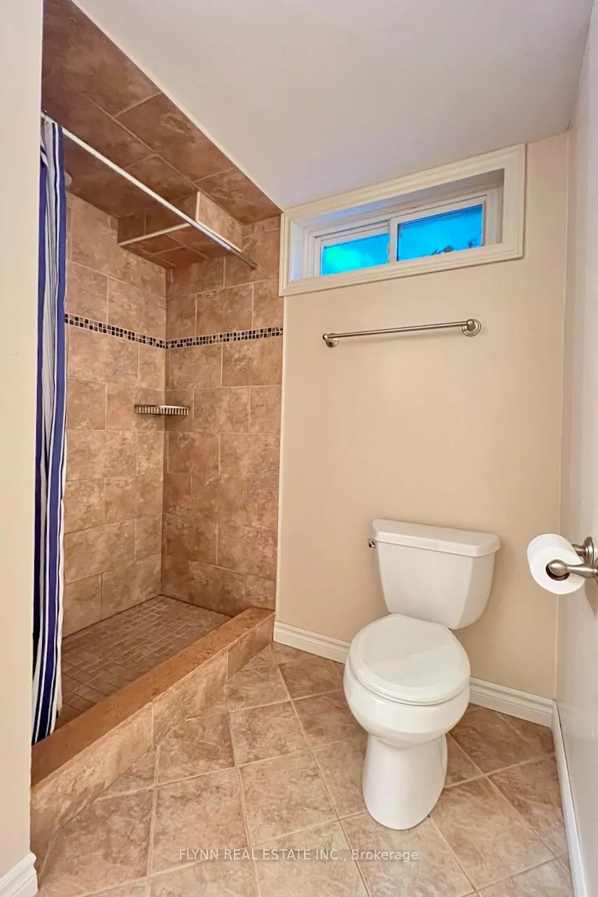 Photo 34 of 3020 Saint George Avenue, Niagara Falls, Stamford — HOMEH