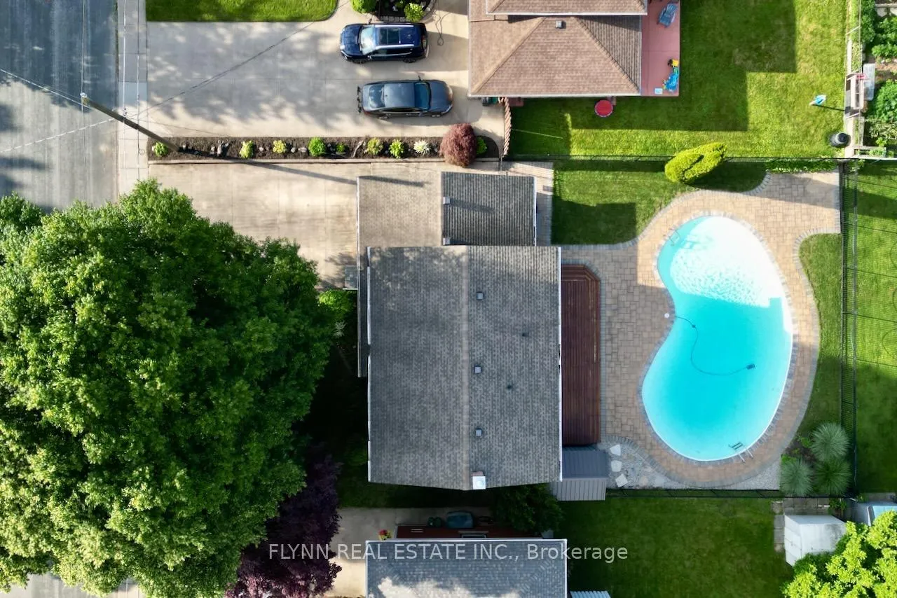 Photo 42 of 3020 Saint George Avenue, Niagara Falls, Stamford — HOMEH