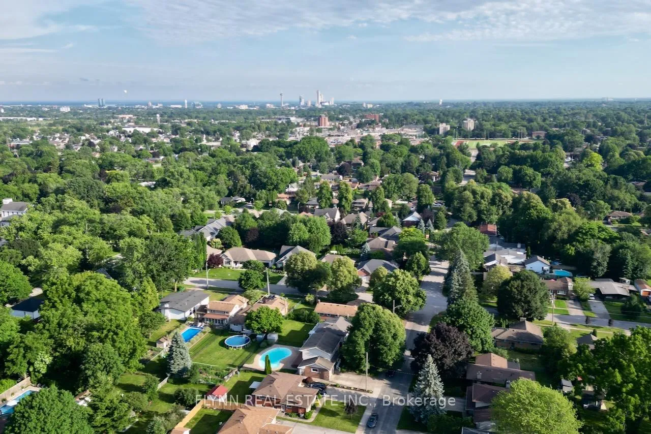 Photo 44 of 3020 Saint George Avenue, Niagara Falls, Stamford — HOMEH