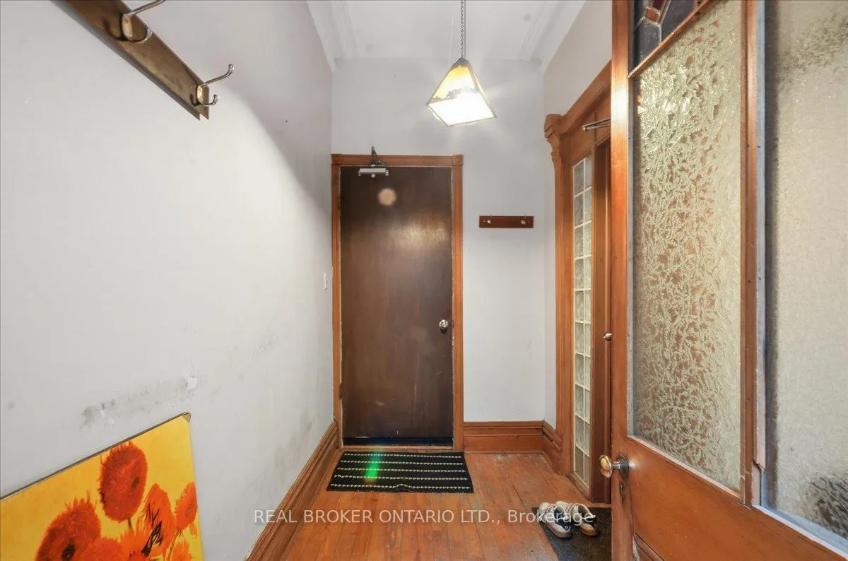 Photo 6 of Unit 3, 16 Aberdeen Avenue, Toronto, Cabbagetown-South St. James Town — HOMEH