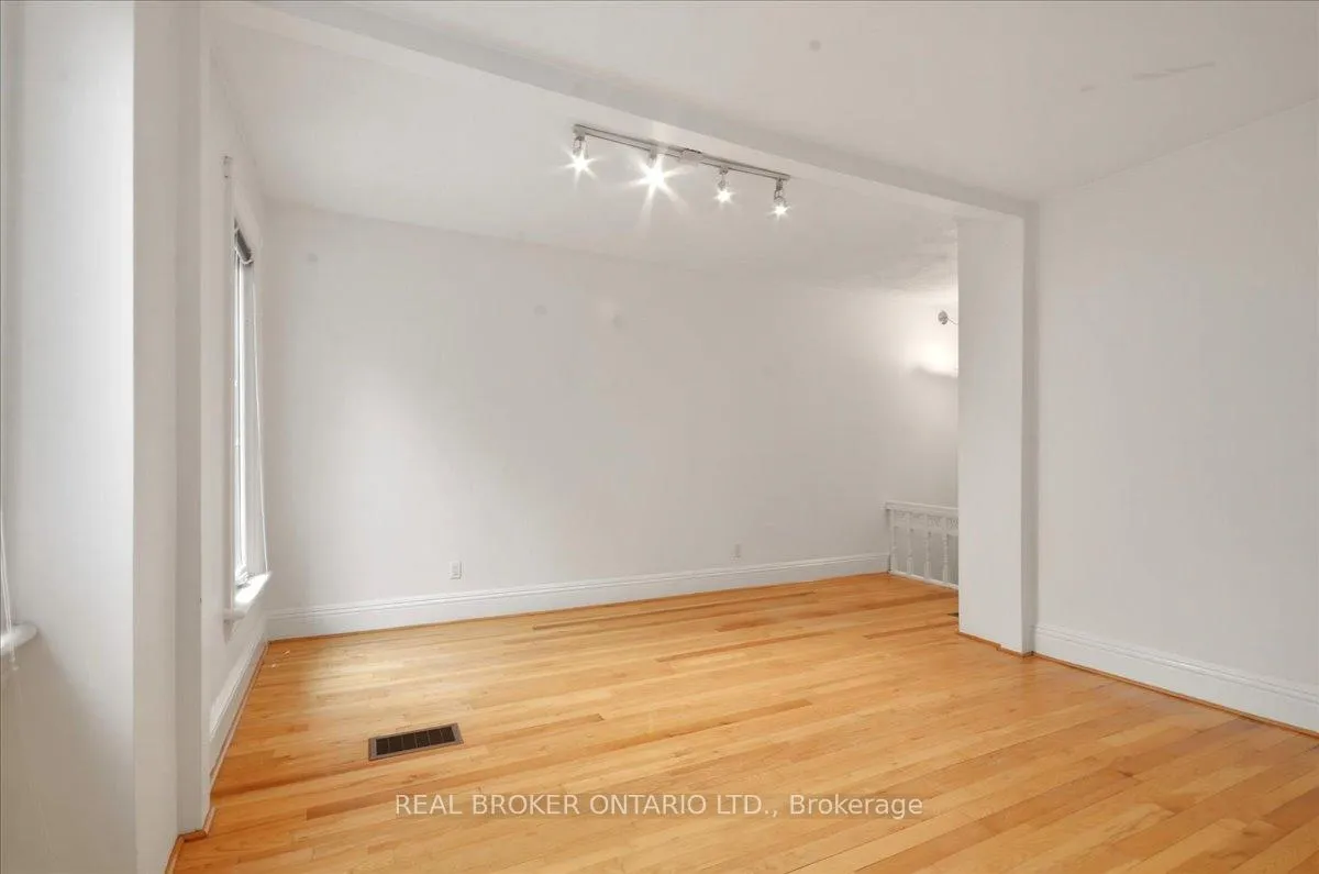 Photo 19 of Unit 3, 16 Aberdeen Avenue, Toronto, Cabbagetown-South St. James Town — HOMEH