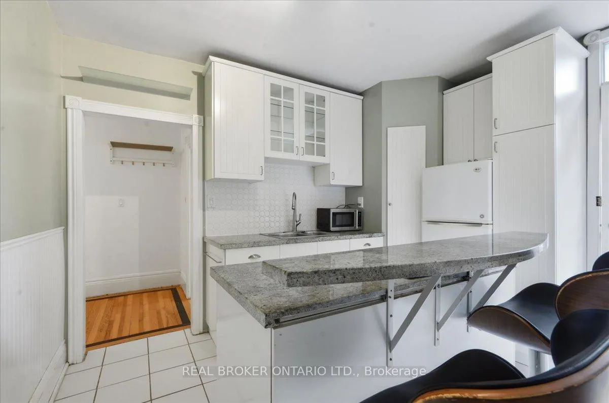 Photo 24 of Unit 3, 16 Aberdeen Avenue, Toronto, Cabbagetown-South St. James Town — HOMEH