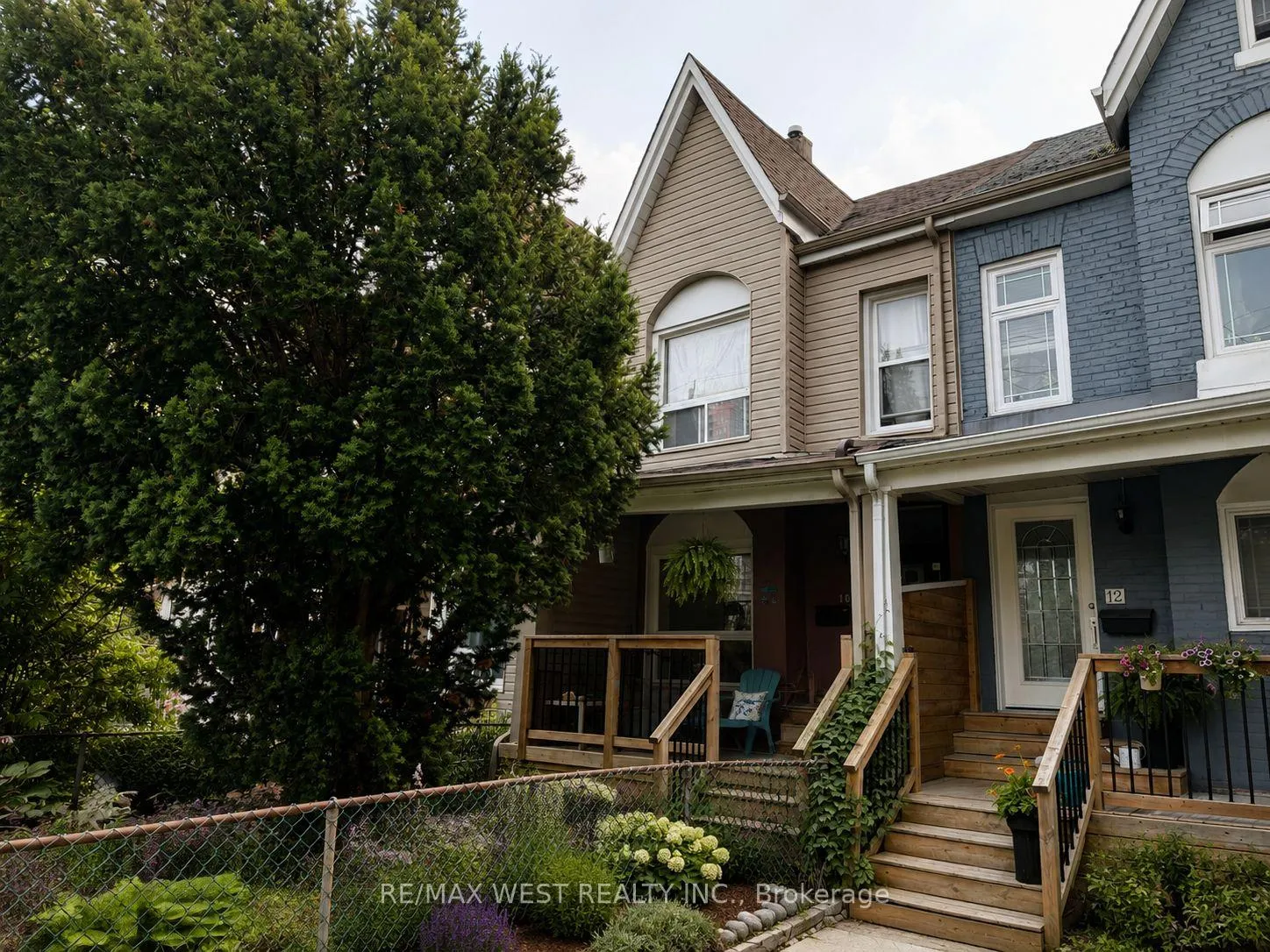 Front of 10 Wiltshire Avenue