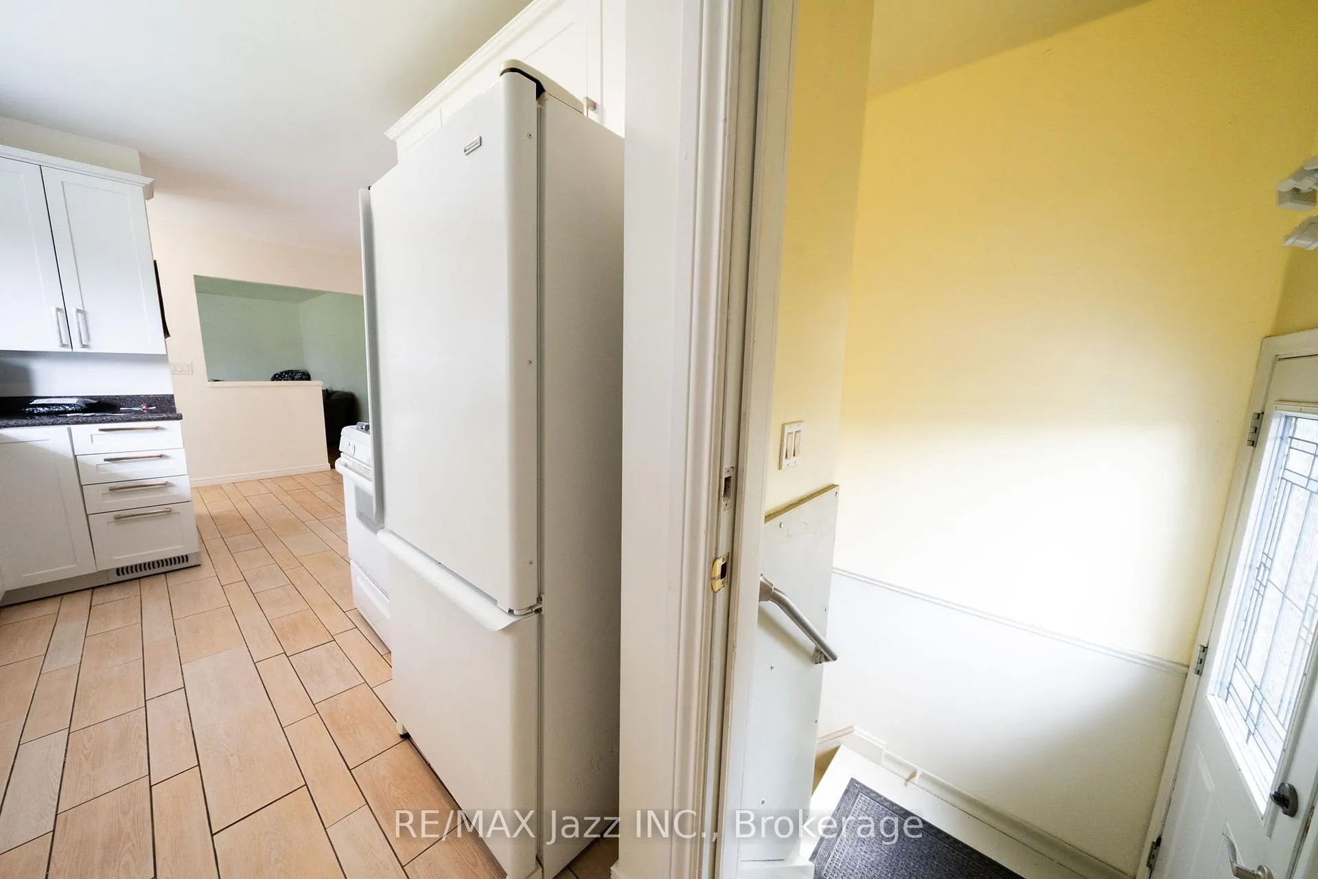 Photo 30 of 607 Gliddon Avenue, Oshawa, Donevan — HOMEH