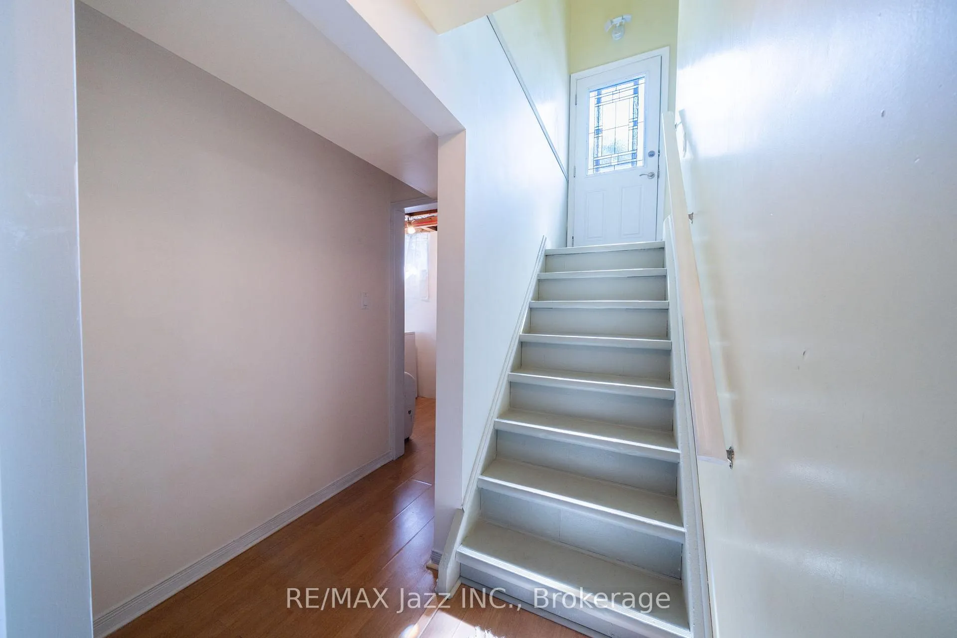 Photo 31 of 607 Gliddon Avenue, Oshawa, Donevan — HOMEH