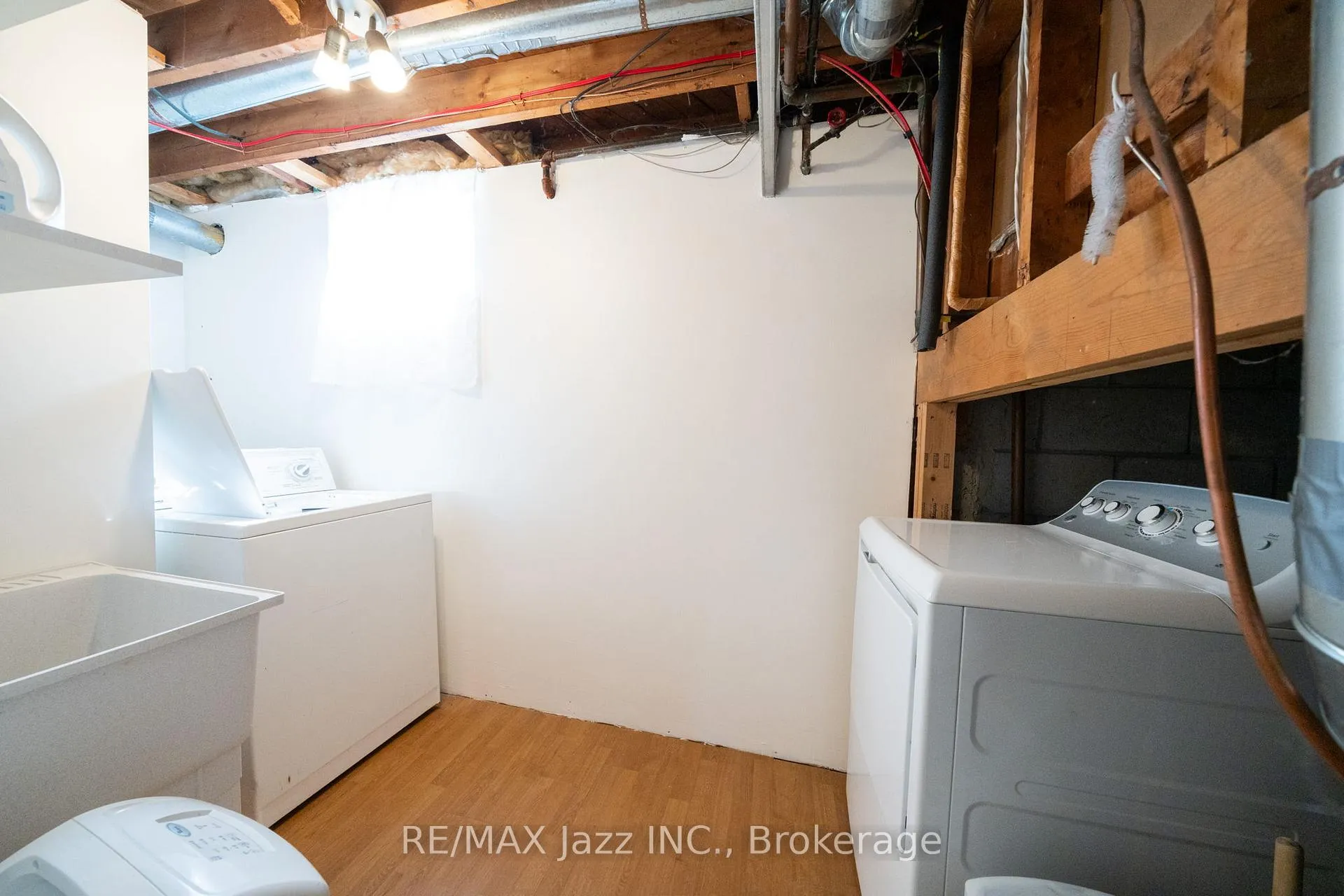 Photo 32 of 607 Gliddon Avenue, Oshawa, Donevan — HOMEH