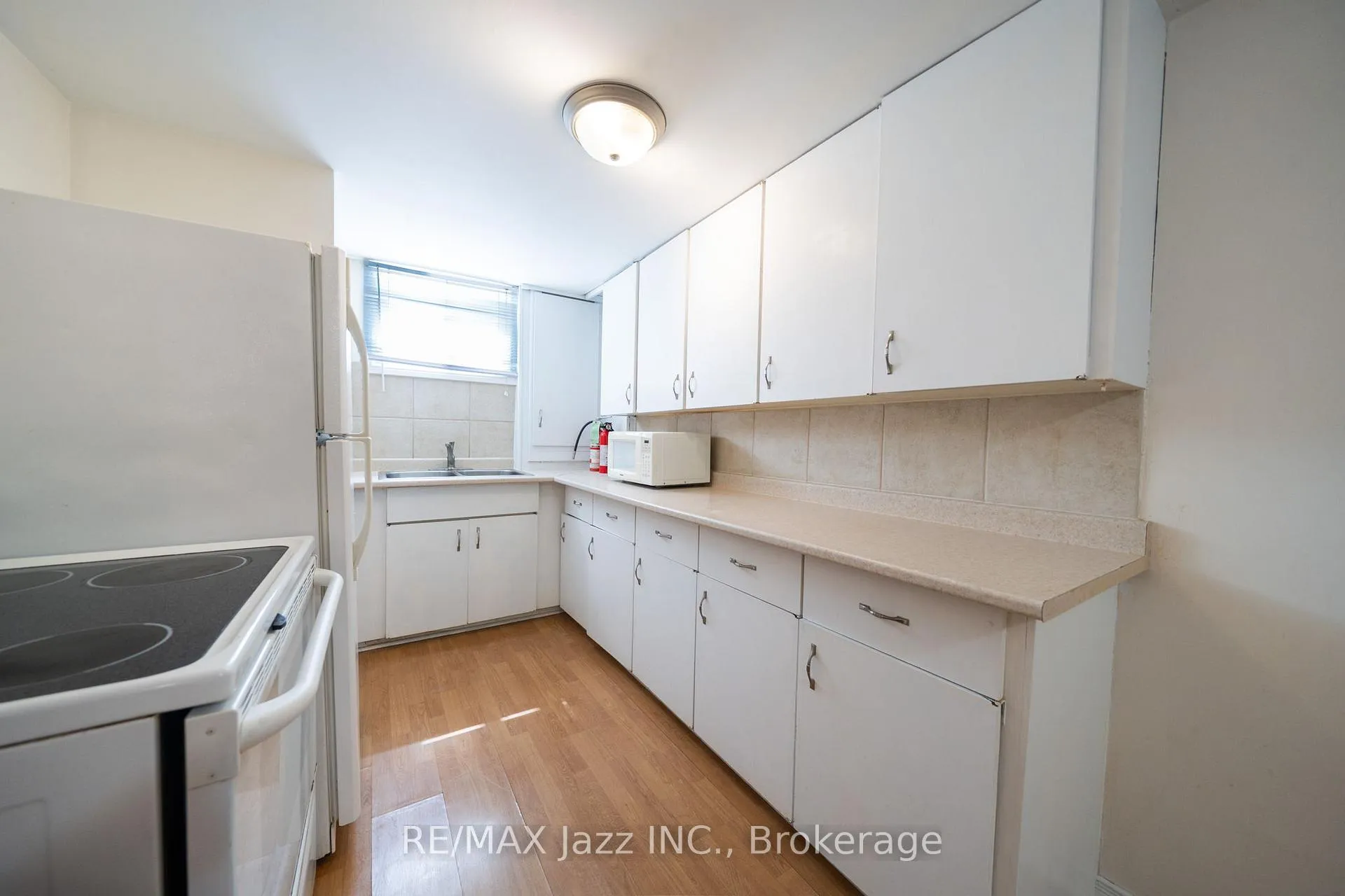 Photo 38 of 607 Gliddon Avenue, Oshawa, Donevan — HOMEH
