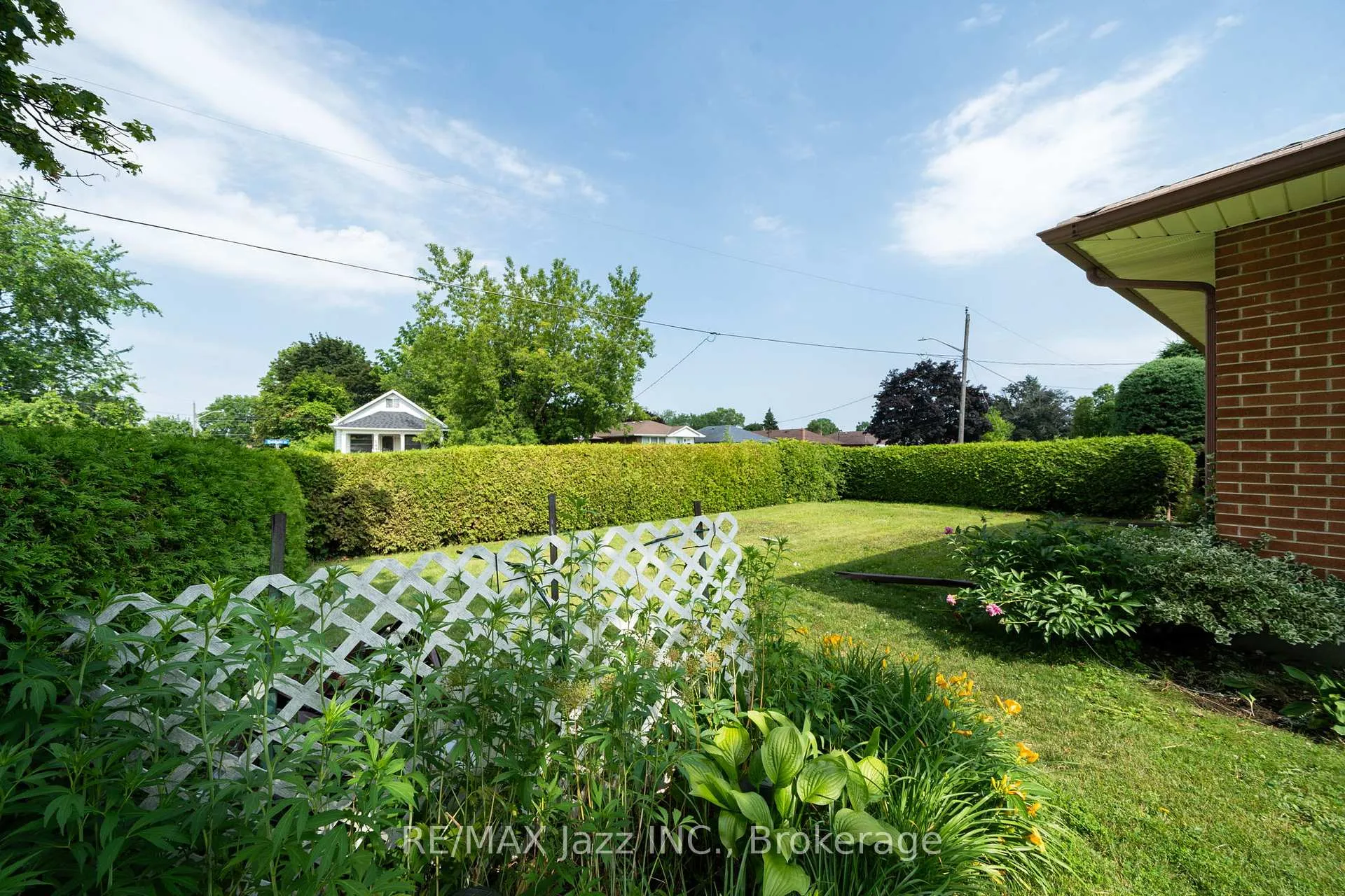 Photo 46 of 607 Gliddon Avenue, Oshawa, Donevan — HOMEH