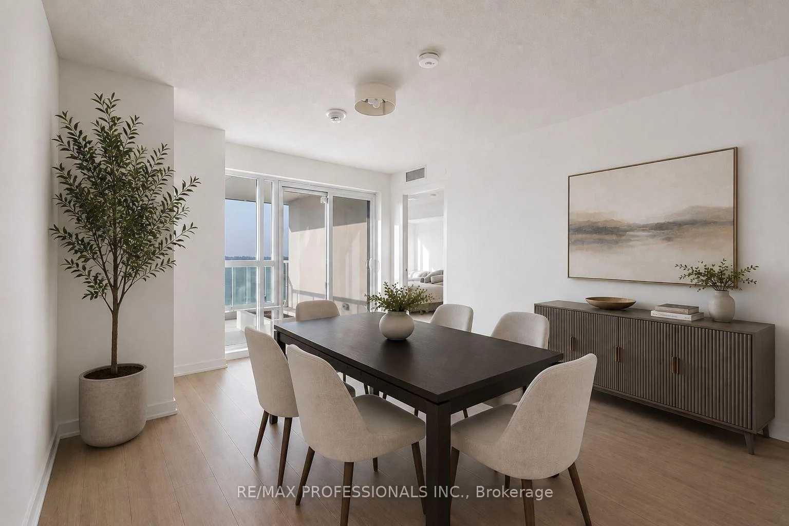 Photo 3 of Unit 1603, 10 Wilby Crescent, North York, Weston — HOMEH