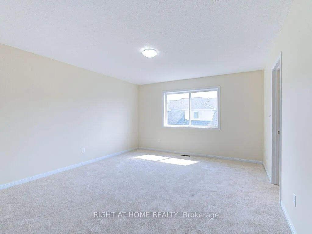 Photo 28 of 63 Lupo Drive, Hamilton, Waterdown — HOMEH