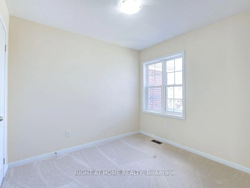 Photo 40 of 63 Lupo Drive, Hamilton, Waterdown — HOMEH