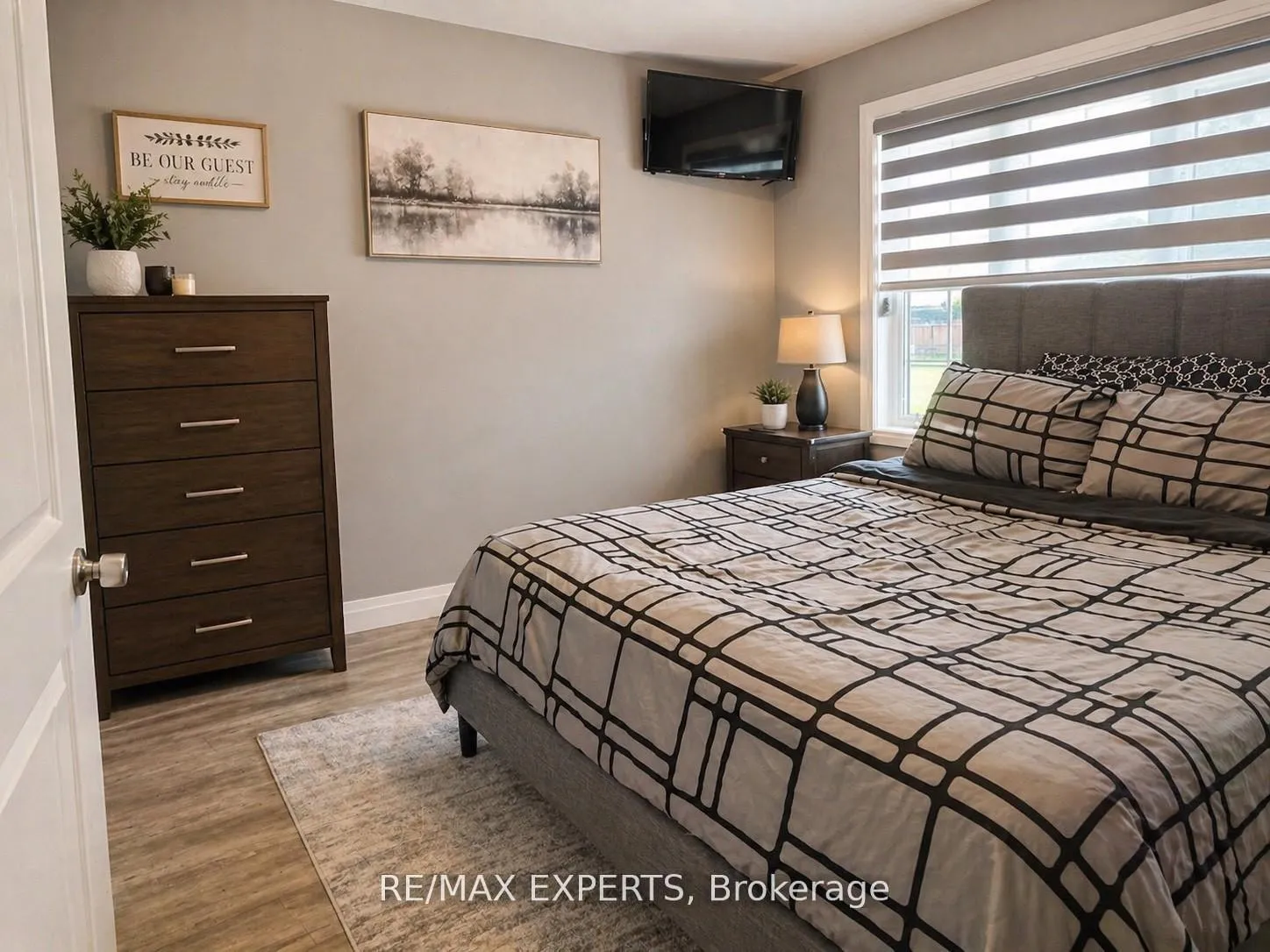 Photo 7 of 150 Bridge Crescent, Minto — HOMEH