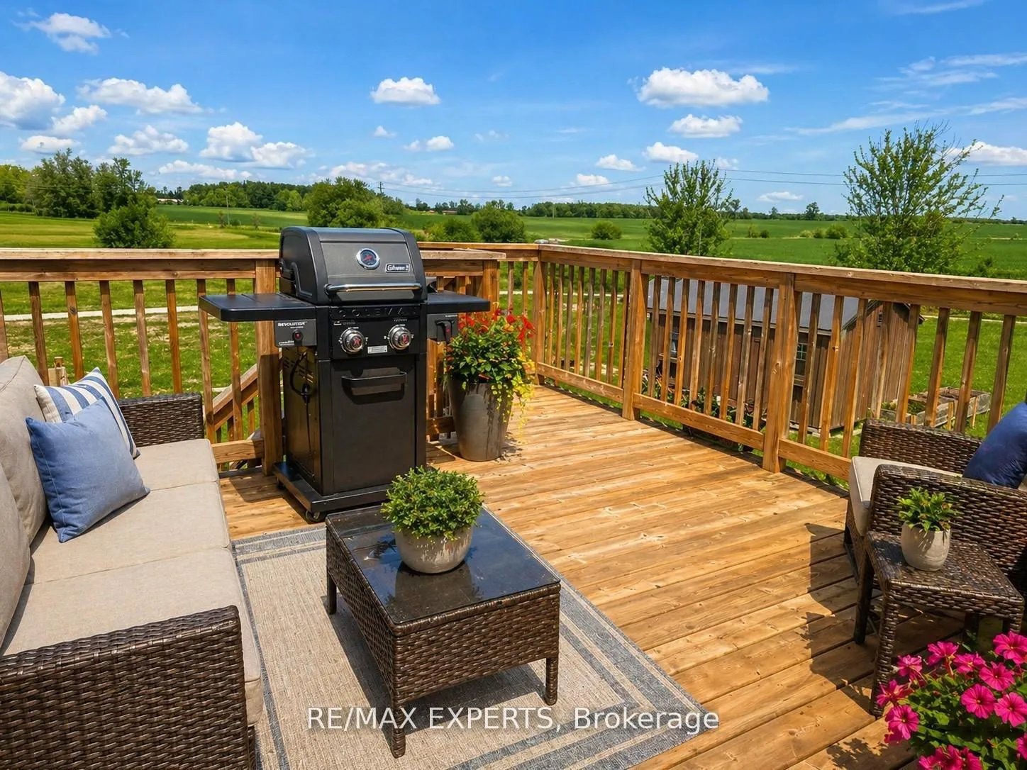Photo 14 of 150 Bridge Crescent, Minto — HOMEH