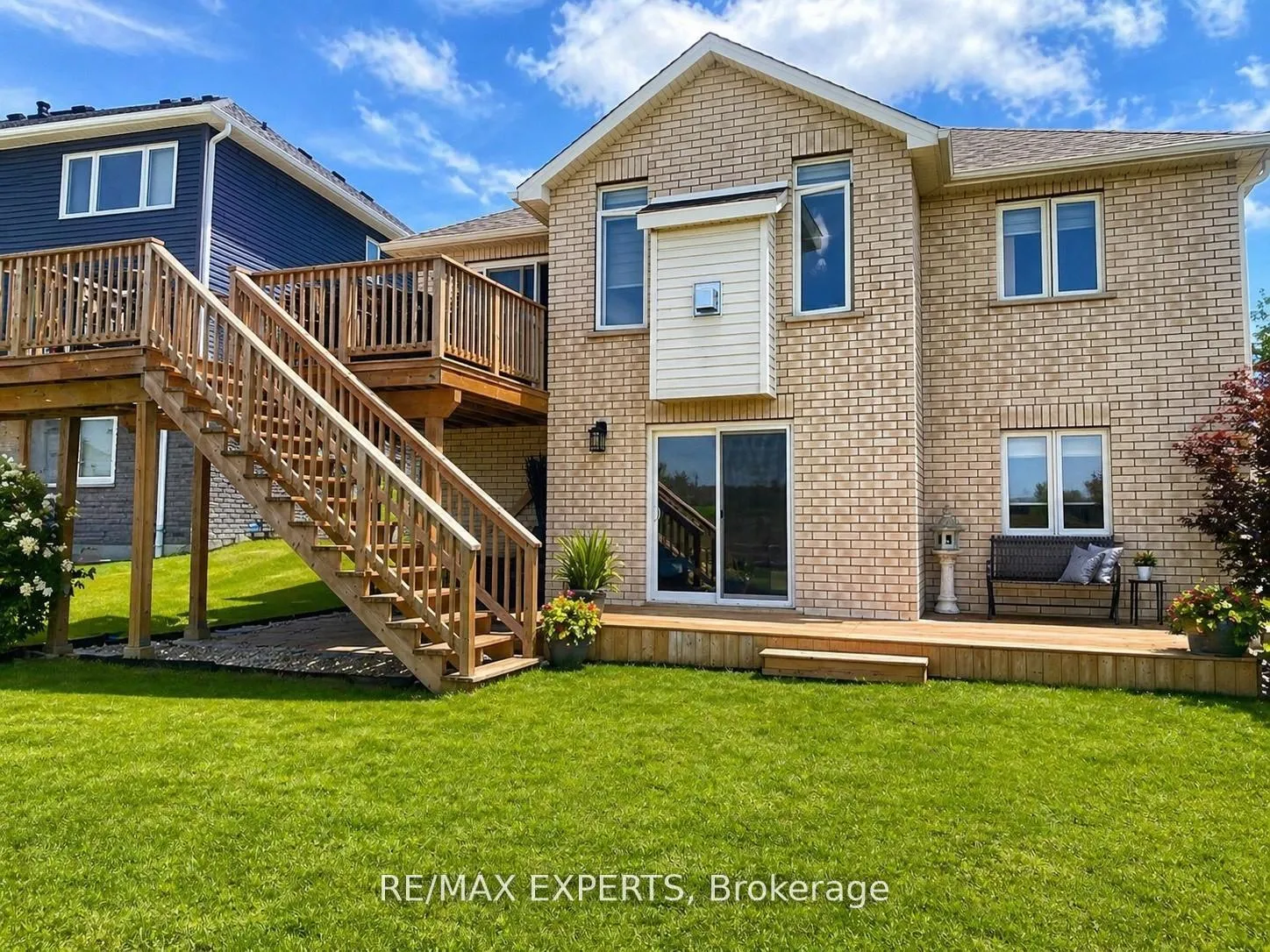 Photo 15 of 150 Bridge Crescent, Minto — HOMEH