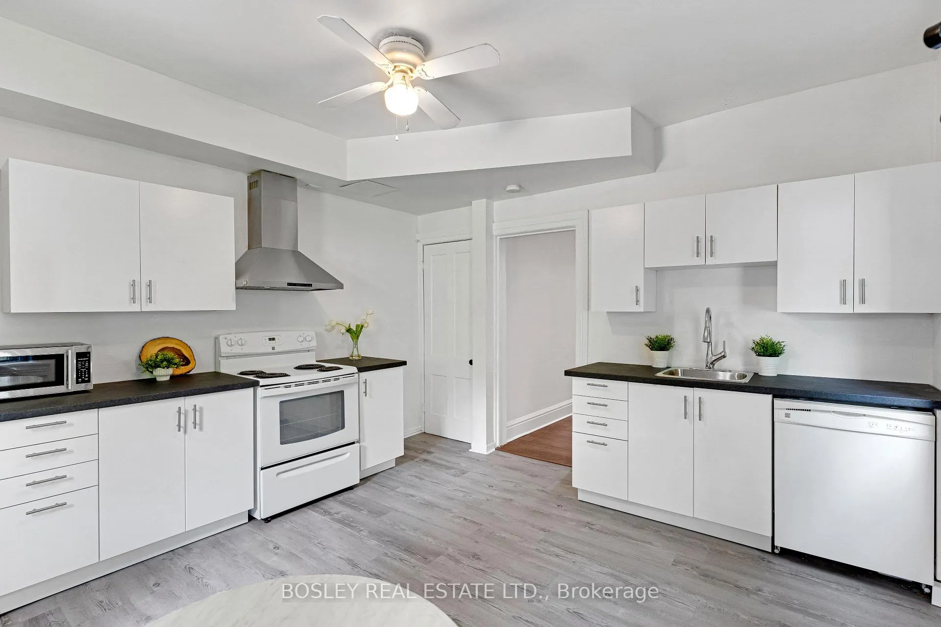 Photo 17 of 156 St. Andrews Street, Cambridge, Southwood - Kinbridge — HOMEH