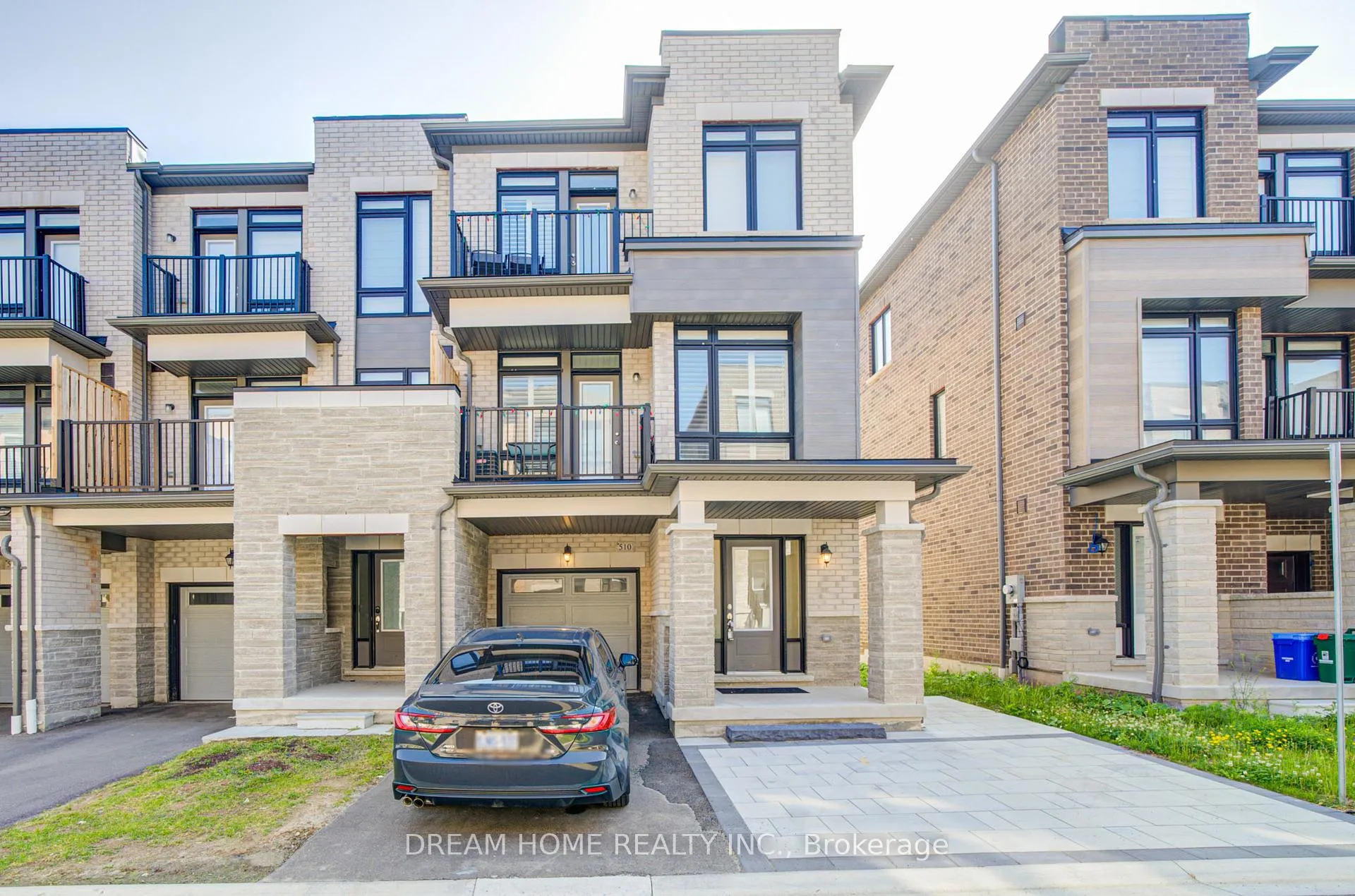 Photo 1 of 510 Danks Ridge Drive, Ajax, South East — HOMEH