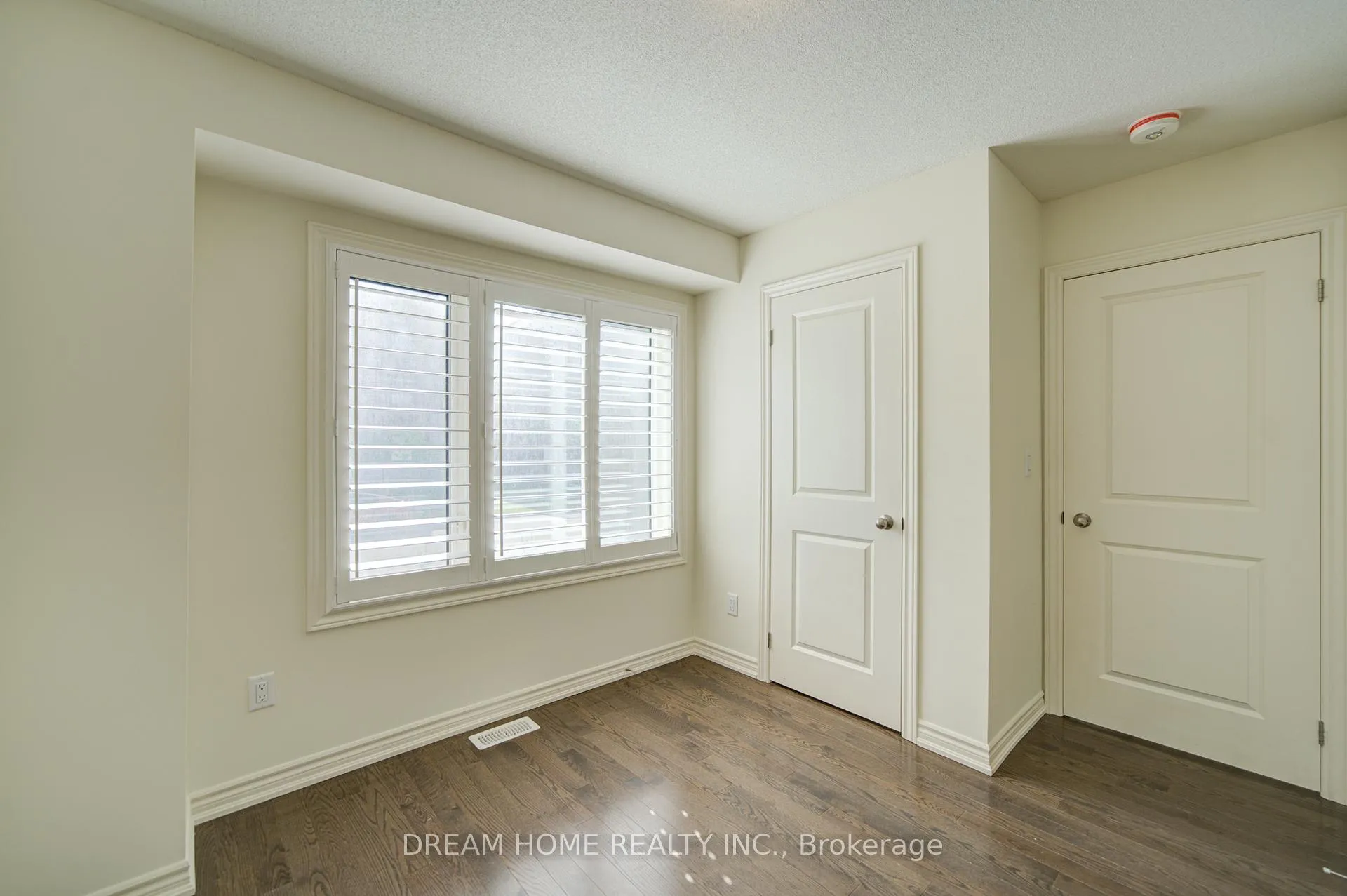 Photo 5 of 510 Danks Ridge Drive, Ajax, South East — HOMEH