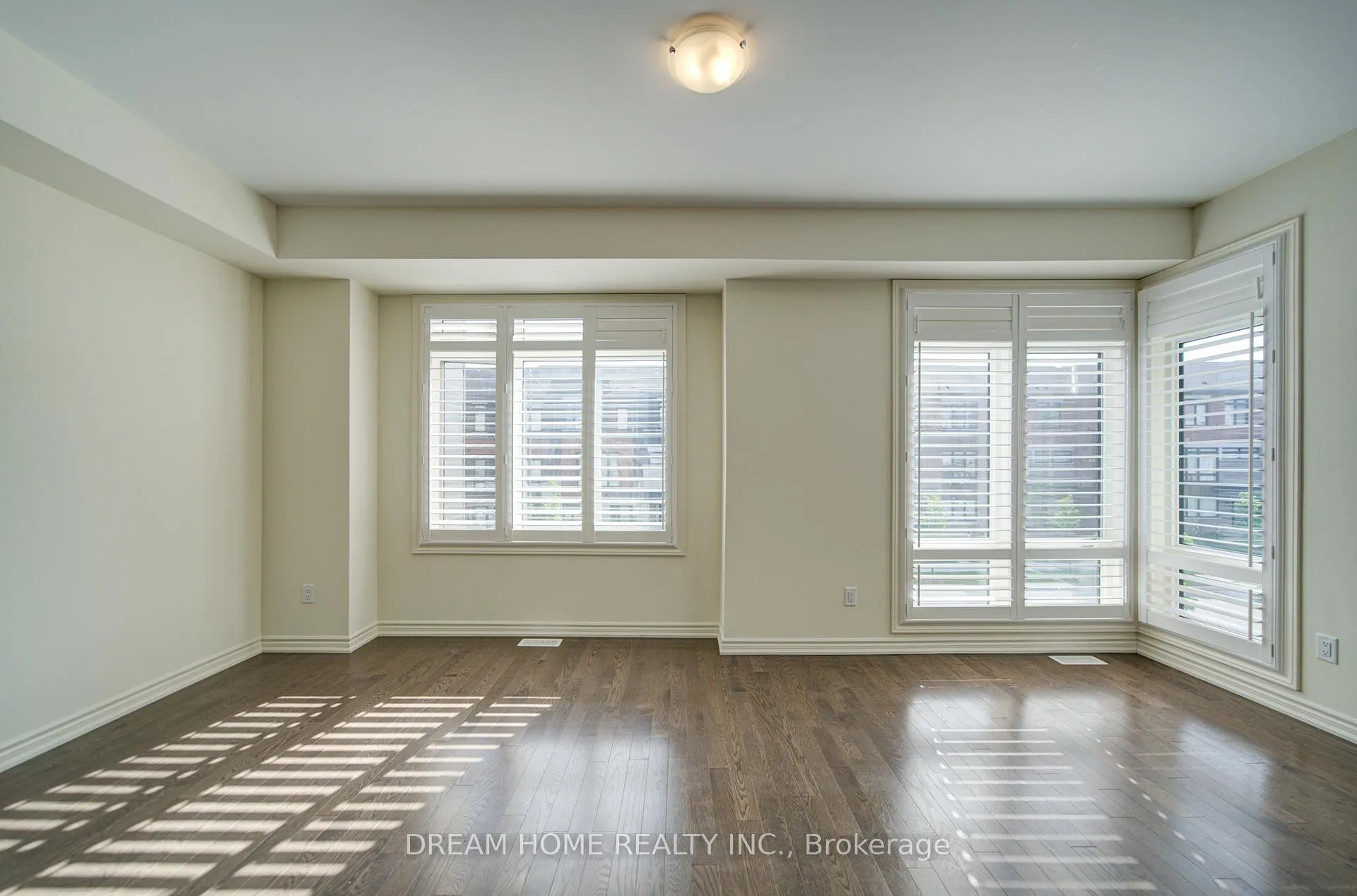 Photo 8 of 510 Danks Ridge Drive, Ajax, South East — HOMEH