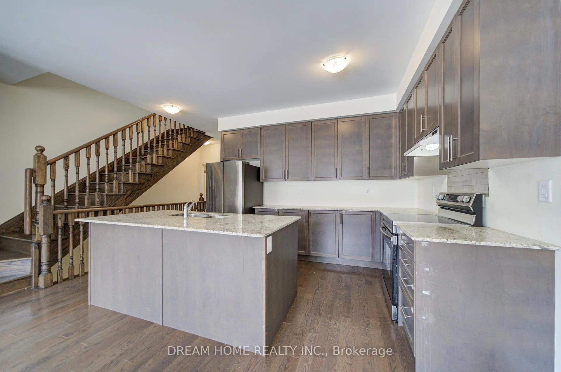 Photo 10 of 510 Danks Ridge Drive, Ajax, South East — HOMEH