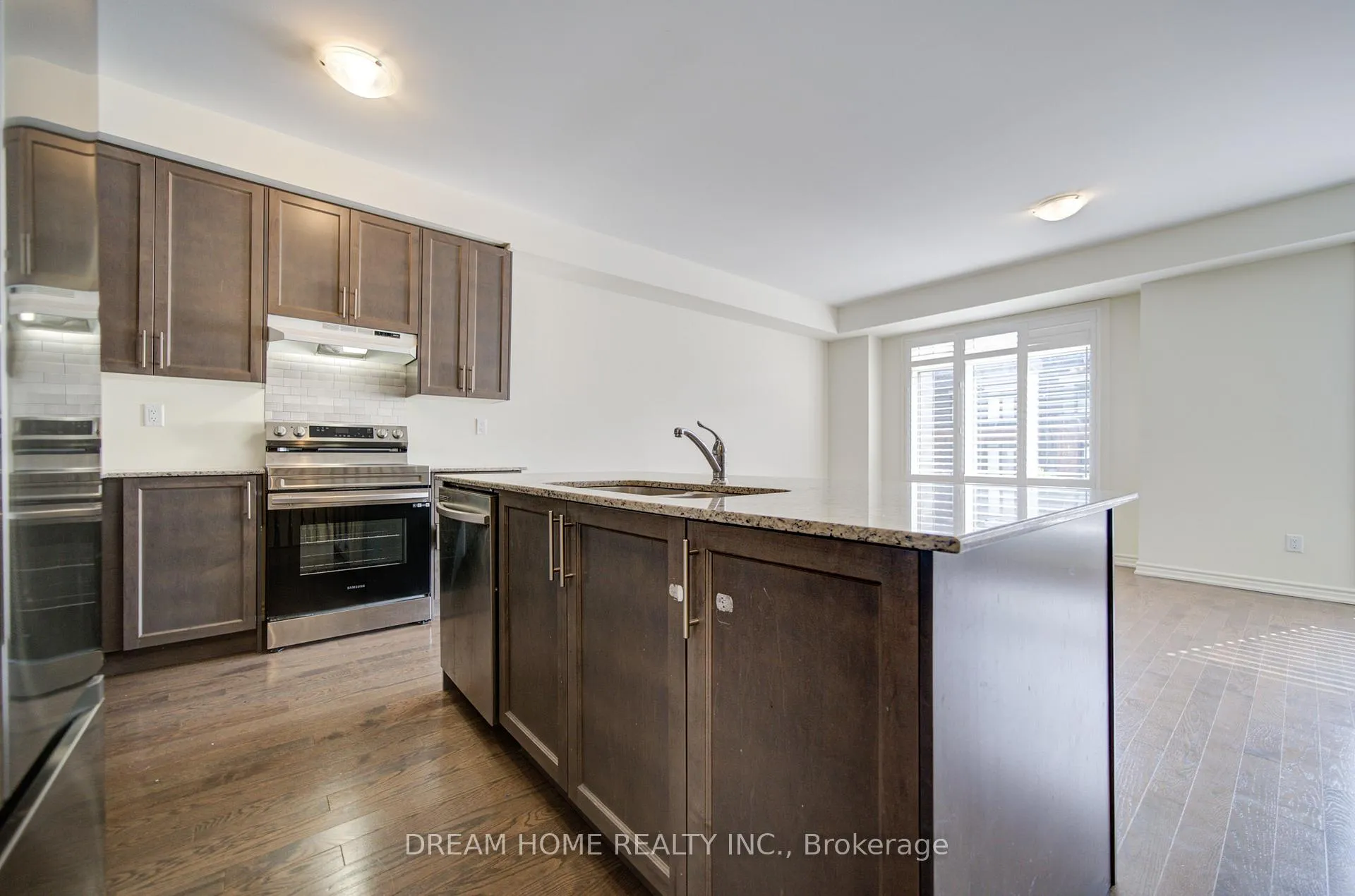 Photo 11 of 510 Danks Ridge Drive, Ajax, South East — HOMEH