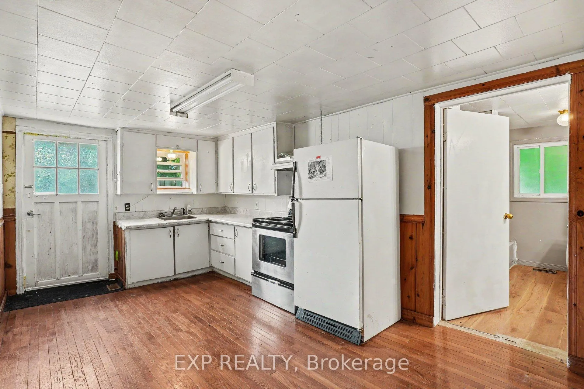 Photo 10 of 120 Bonnechere Street E, Bonnechere Valley, Eganville/Bonnechere Twp — HOMEH