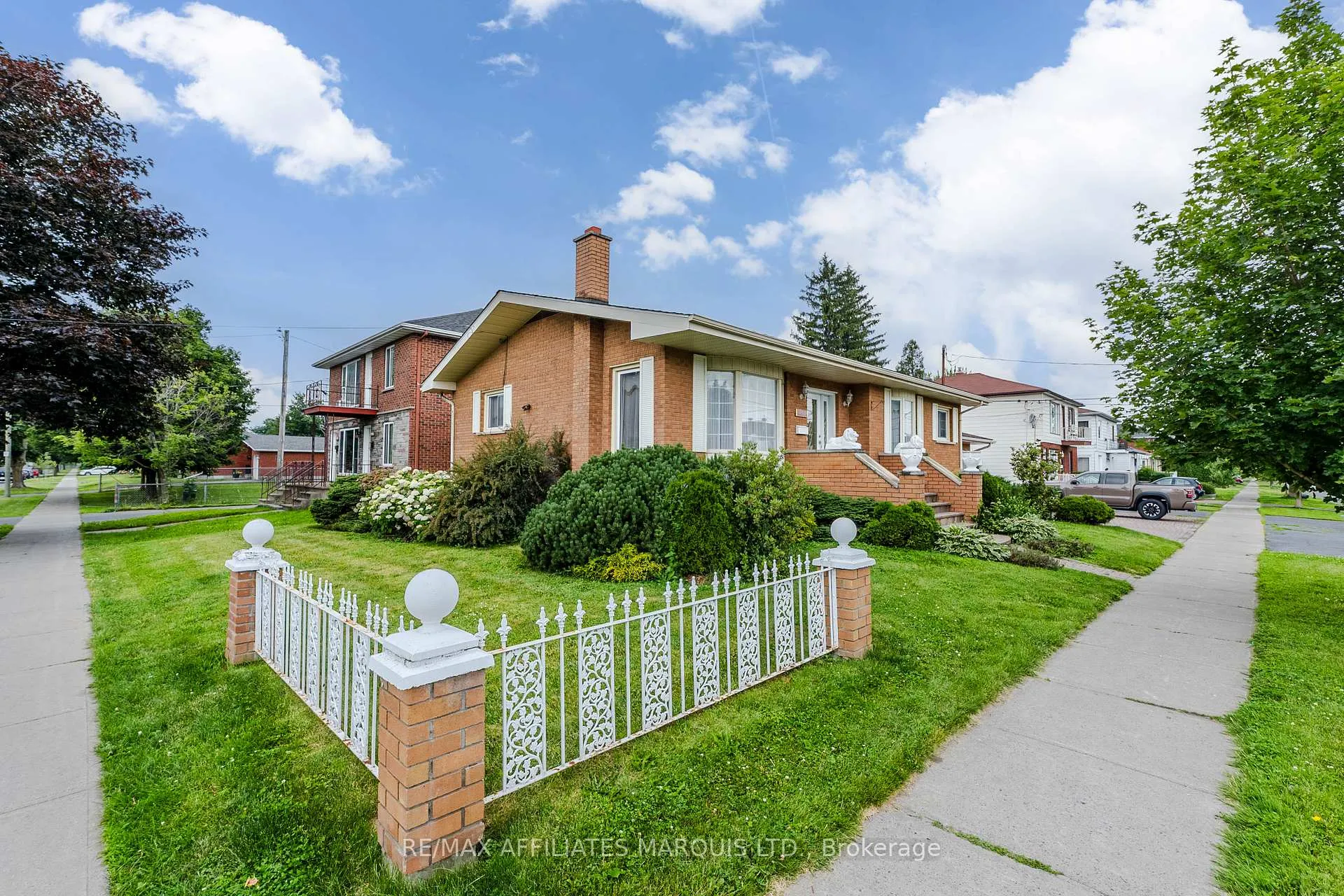 Photo 4 of 1208 Third Street E, Cornwall, Cornwall — HOMEH
