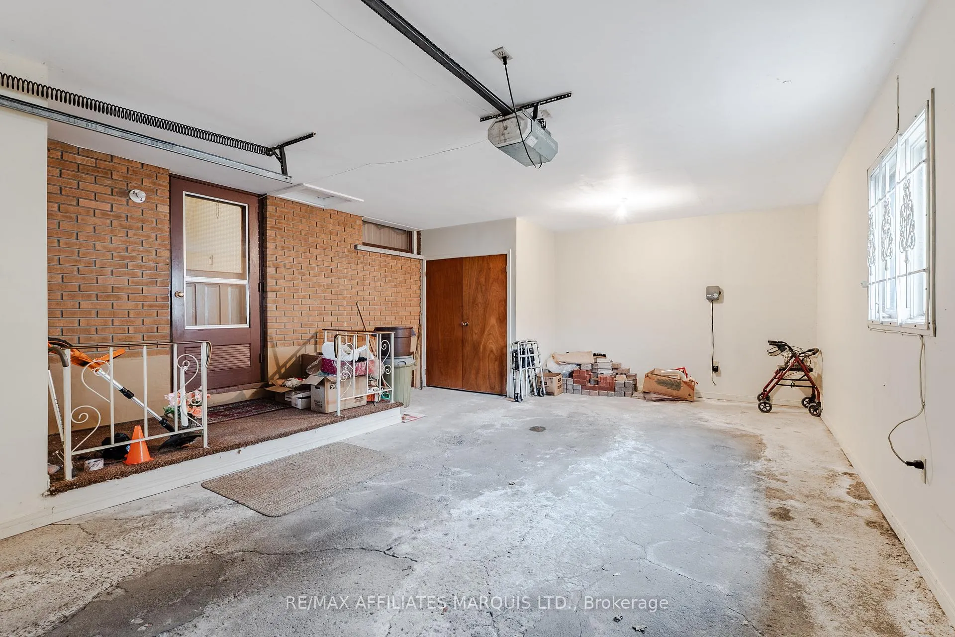 Photo 44 of 1208 Third Street E, Cornwall, Cornwall — HOMEH