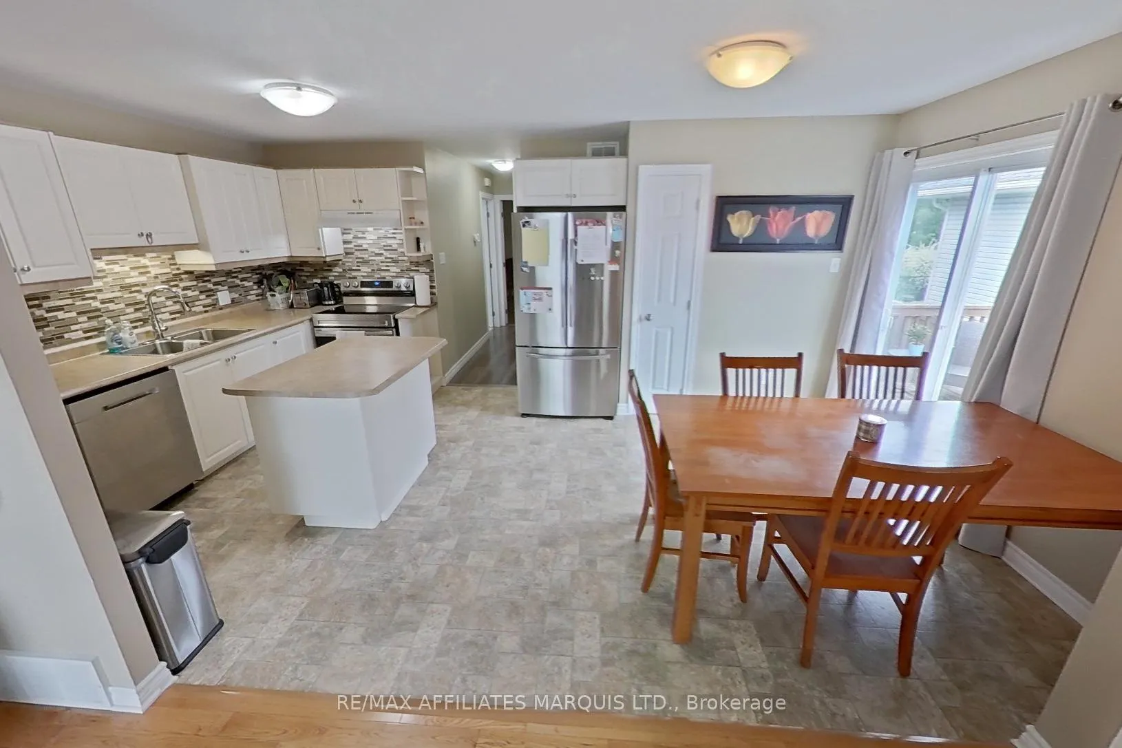 Photo 7 of 3310 Northdale Drive, Cornwall, Cornwall — HOMEH